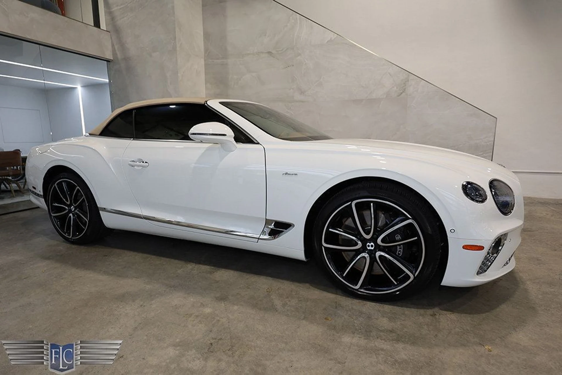 mph054_543757631_used_2023_bentley_continental_gtazureconvertible_9689_22727335_55_1024_80a765b6d1