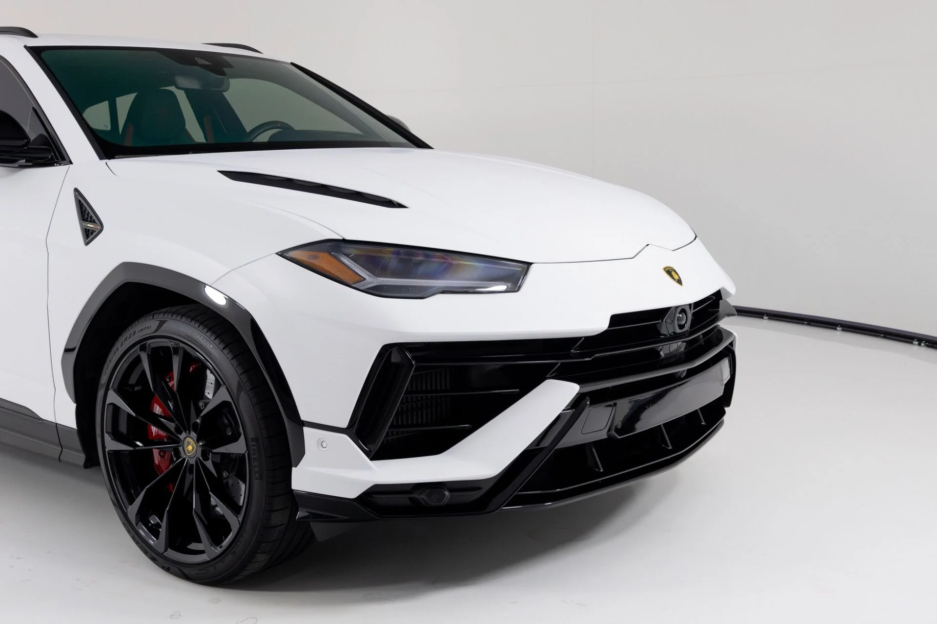 mph054_561099198_Used_2024_Lamborghini_Urus_S_1765302065_4a4cfcc477
