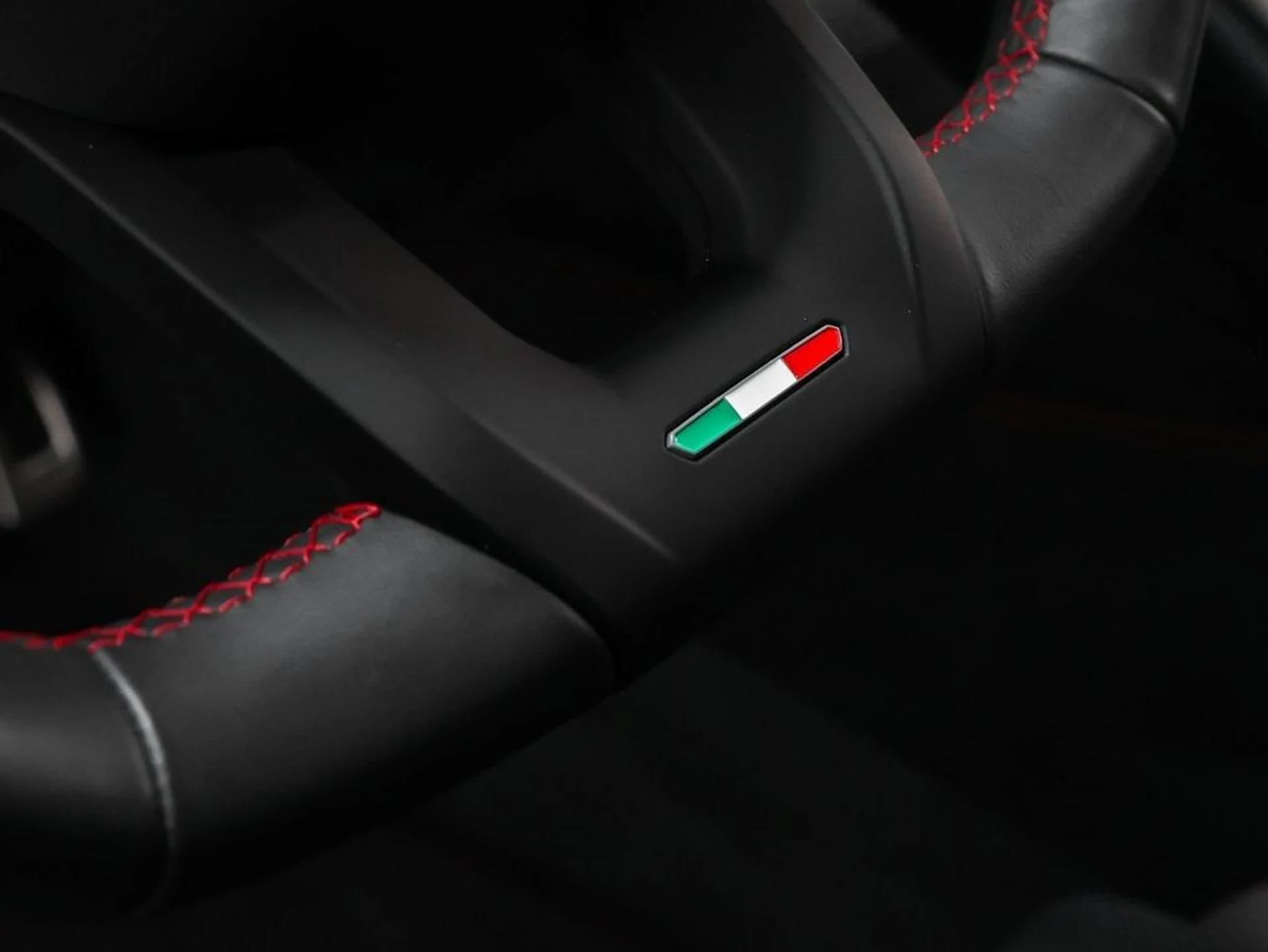 mph054_647004442_55_a93c60f8ad