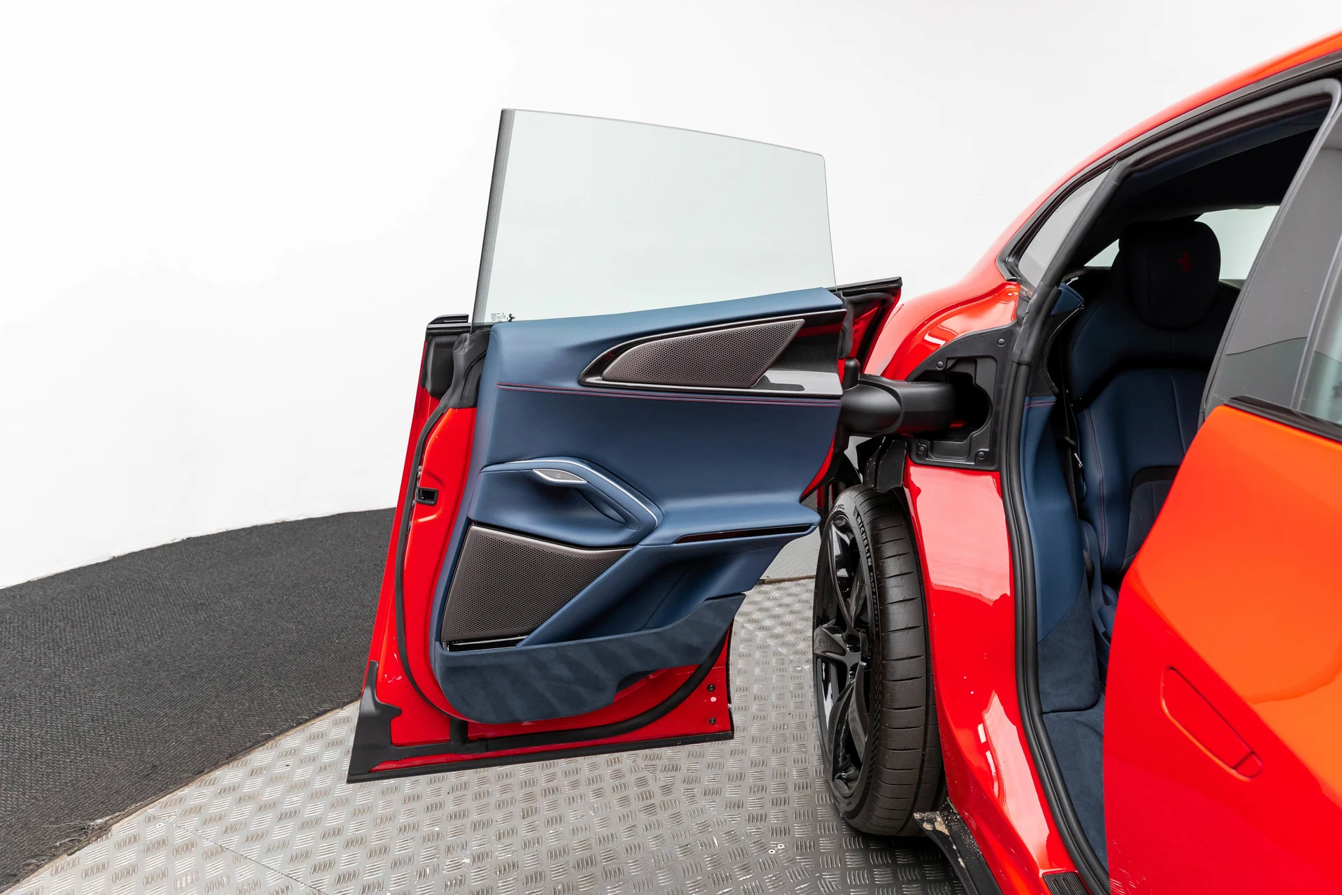 mph054_648594477_97ff8f593217415a8fd3ad1fd843059f_ad7ee5f02d