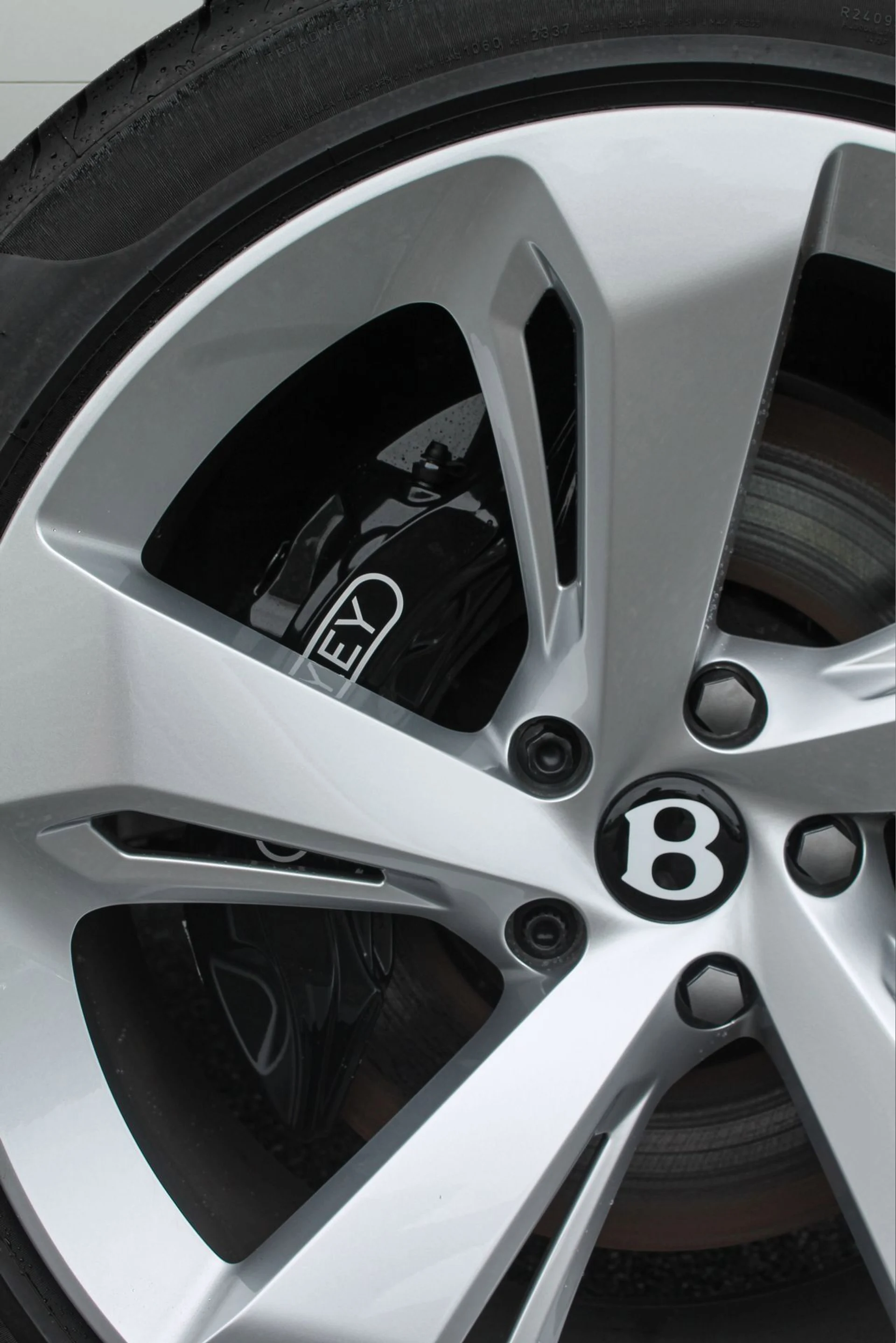 mph054_675124629_d74dcdaaeae9402da82e1894b0a6f8f8_558192e575