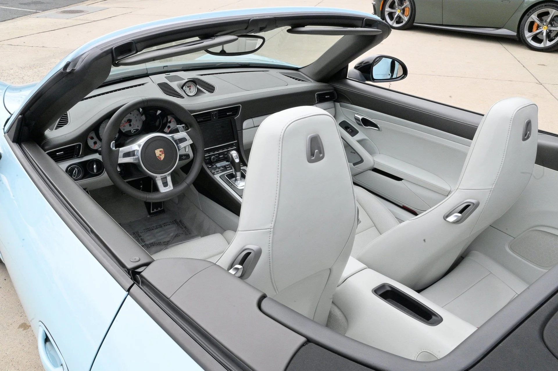 mph054_682622208_a54bfac1b49a44148f20c45e0f36e783_511f5a2999