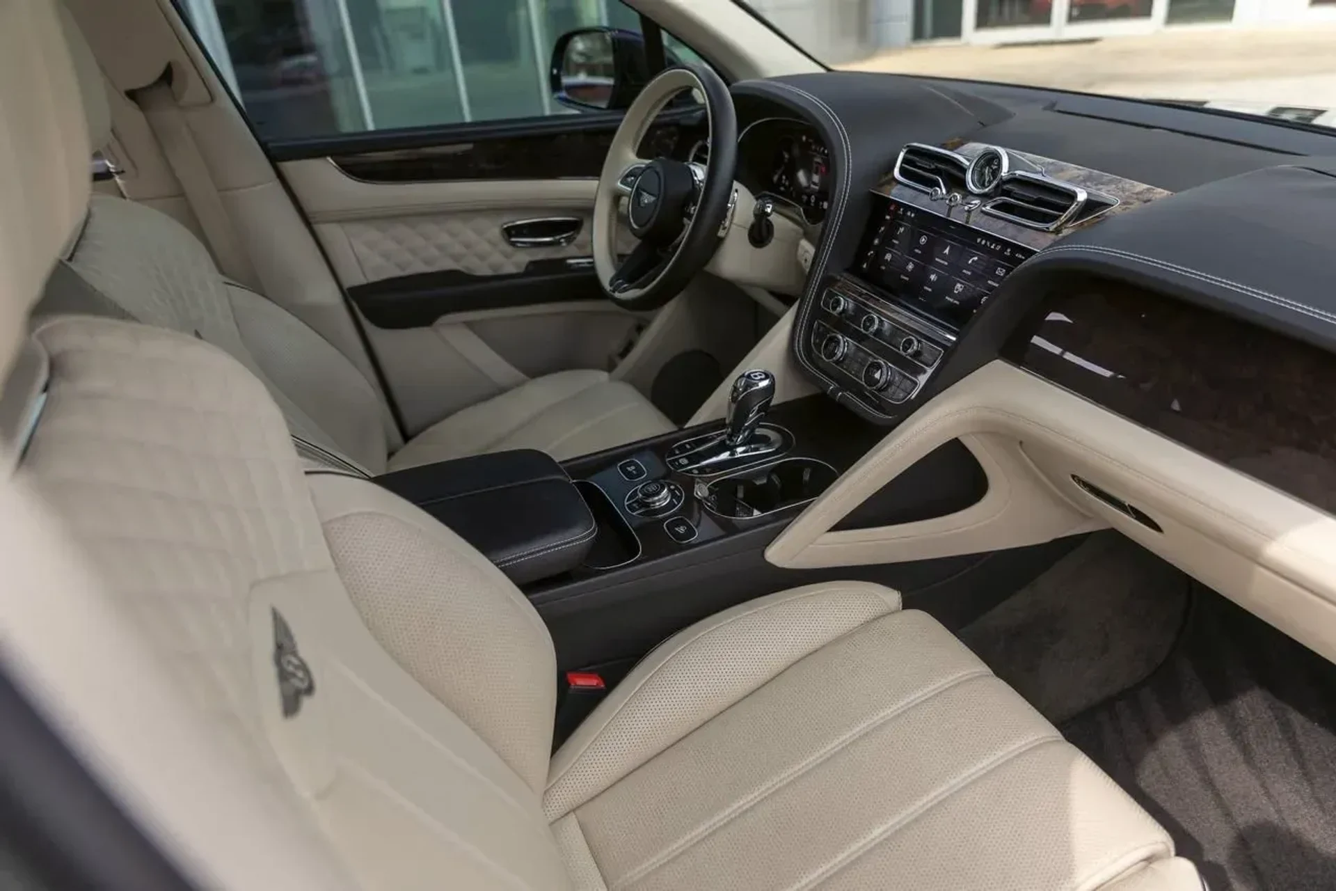 mph054_685417530_4c2f87b81c184512929d1b2ba55ec285_510970fca6