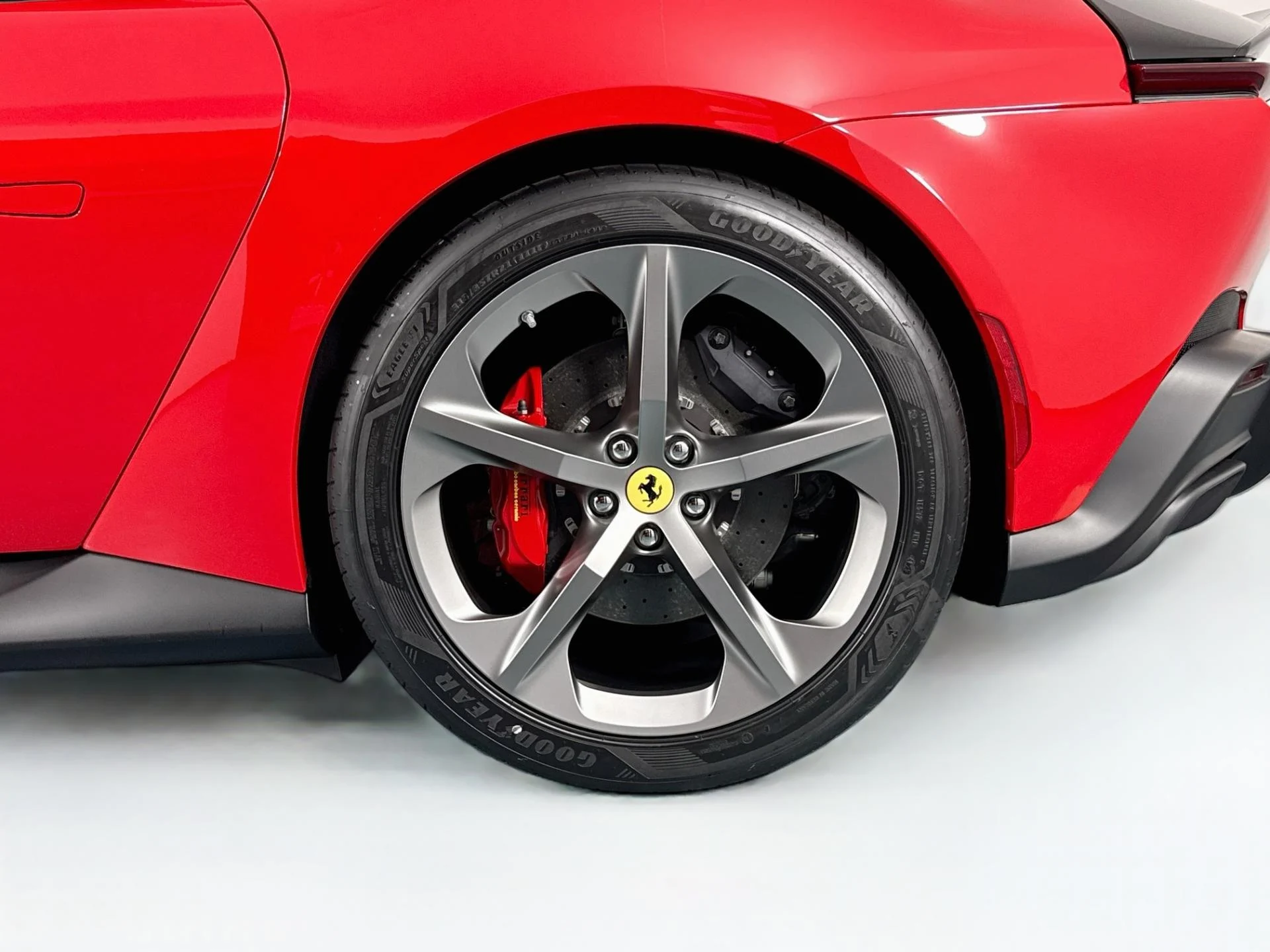 mph054_691928900_Used_2026_Ferrari_12_Cilindri_1787771910_043db5d626