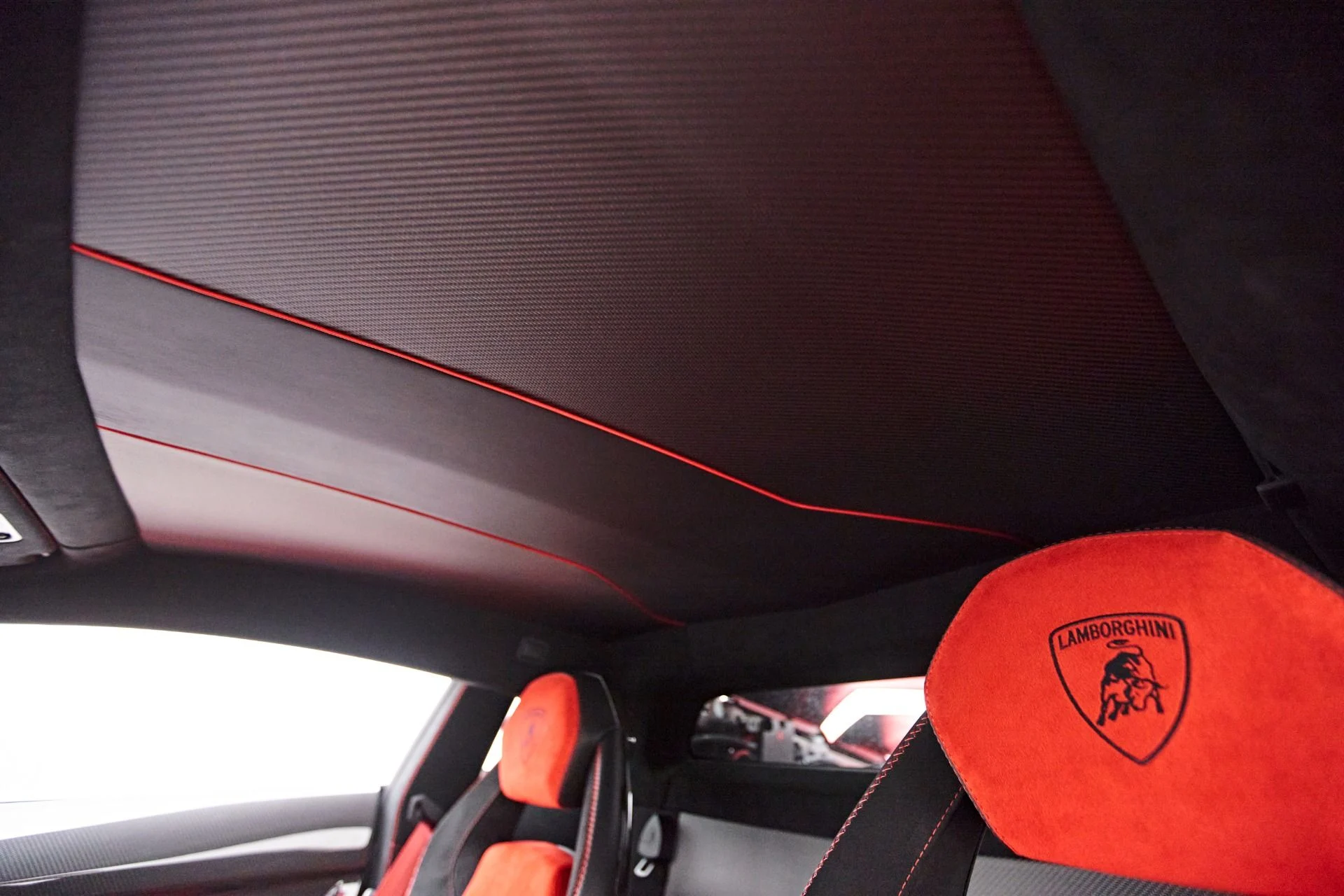 mph054_70095272_Used_2019_Lamborghini_Aventador_SVJ_Base_1660667127_de86a72dcd