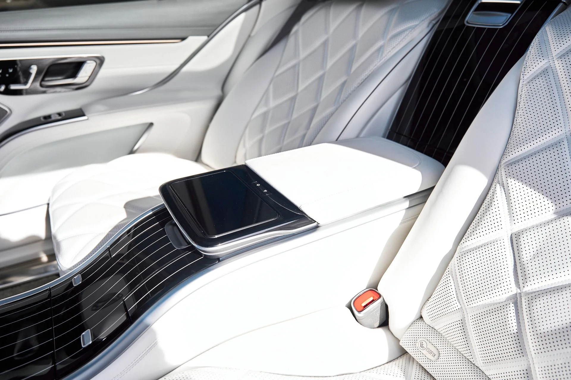 mph054_716044264_Used_2024_Mercedes_Benz_EQS_Maybach_EQS_680_1766455940_9c3b206777