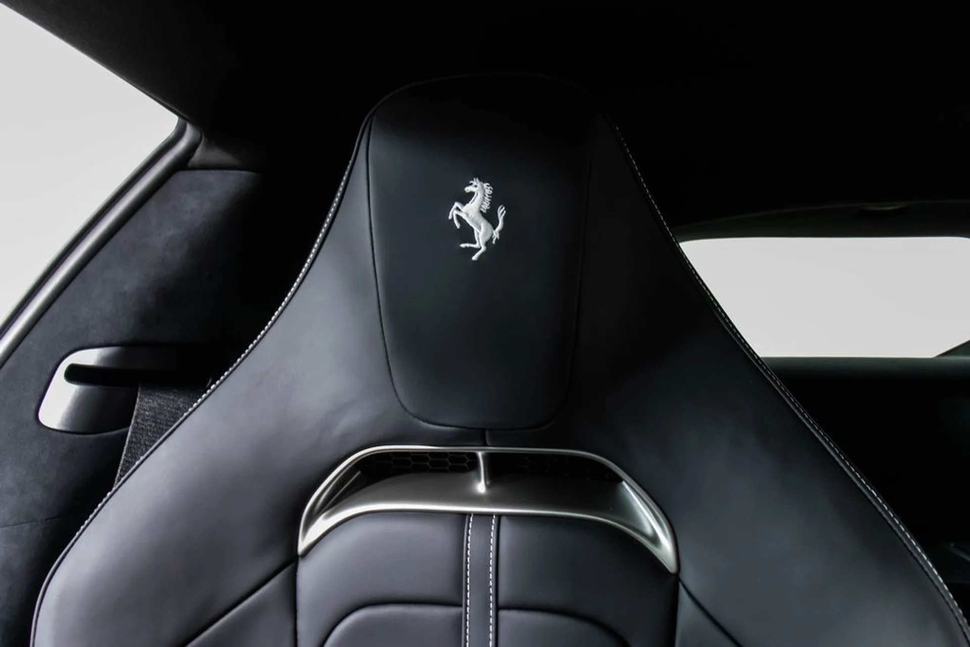 mph054_724217355_ee2428e1d78ef412ea7086be90a3d71dx_415b2325ca