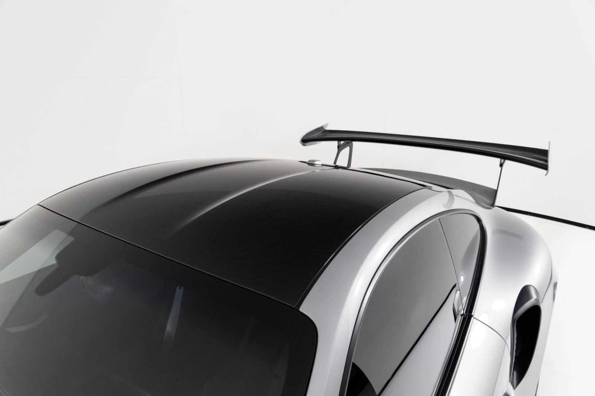 mph054_746389161_Used_2019_Porsche_911_GT_3_RS_1761084323_ab97f994cd