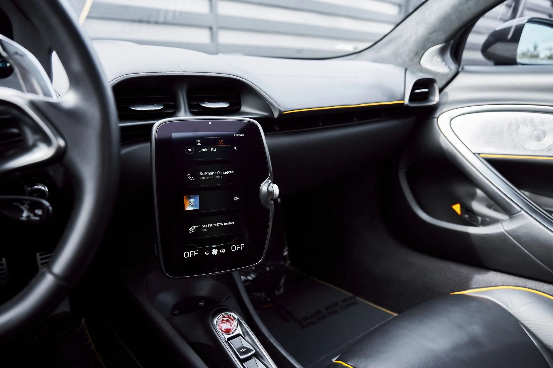 mph054_751470928_Used_2023_Mc_Laren_Artura_1770833732_b192e679b3