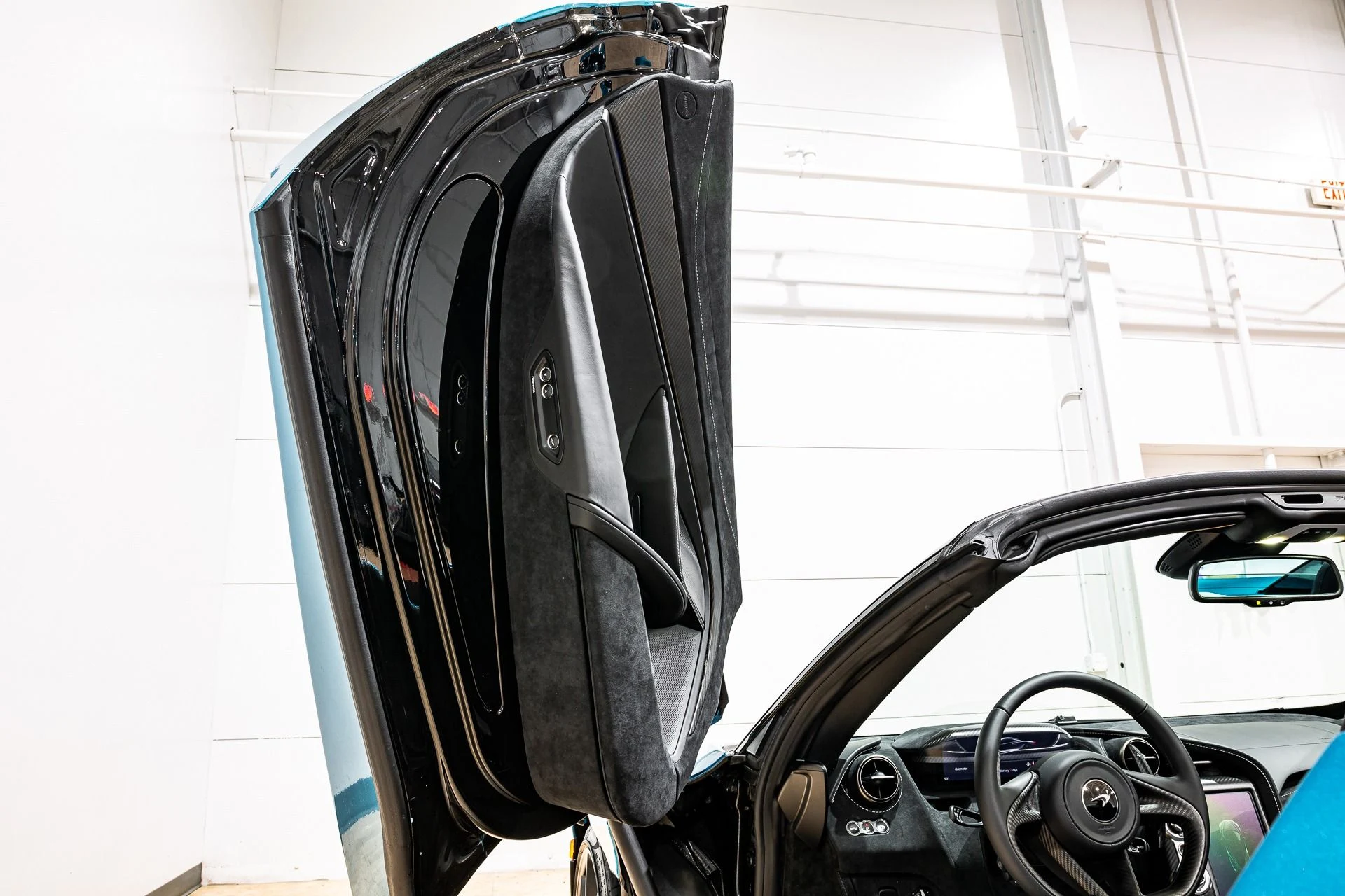 mph054_758002759_24_p55_l_41d1522654