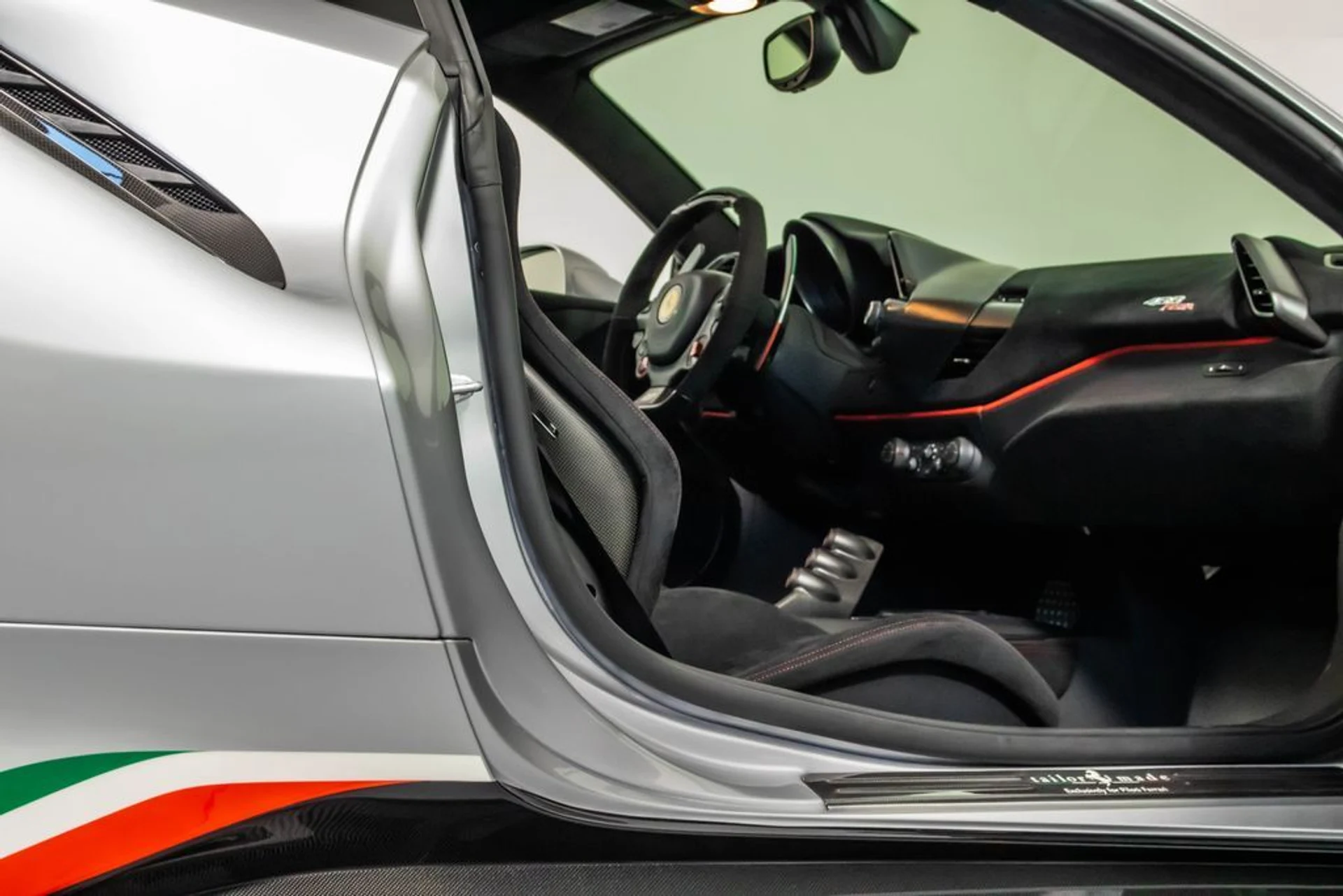 mph054_768639496_681446bfbad673be2ed0868184893d40x_97fc9d8afb