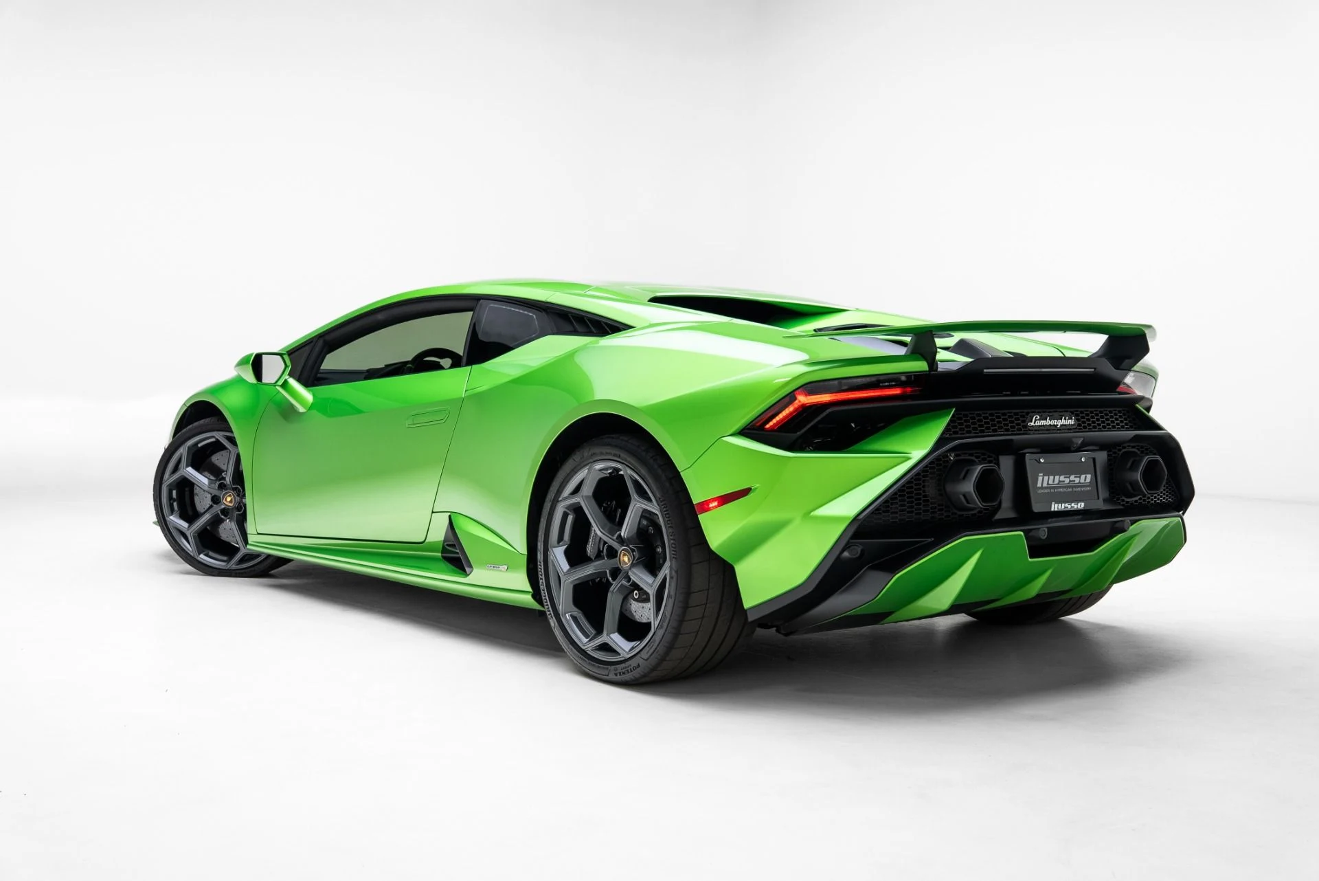 mph054_772858244_Used_2023_Lamborghini_Huracan_Tecnica_1775770816_acfc2e0c4d
