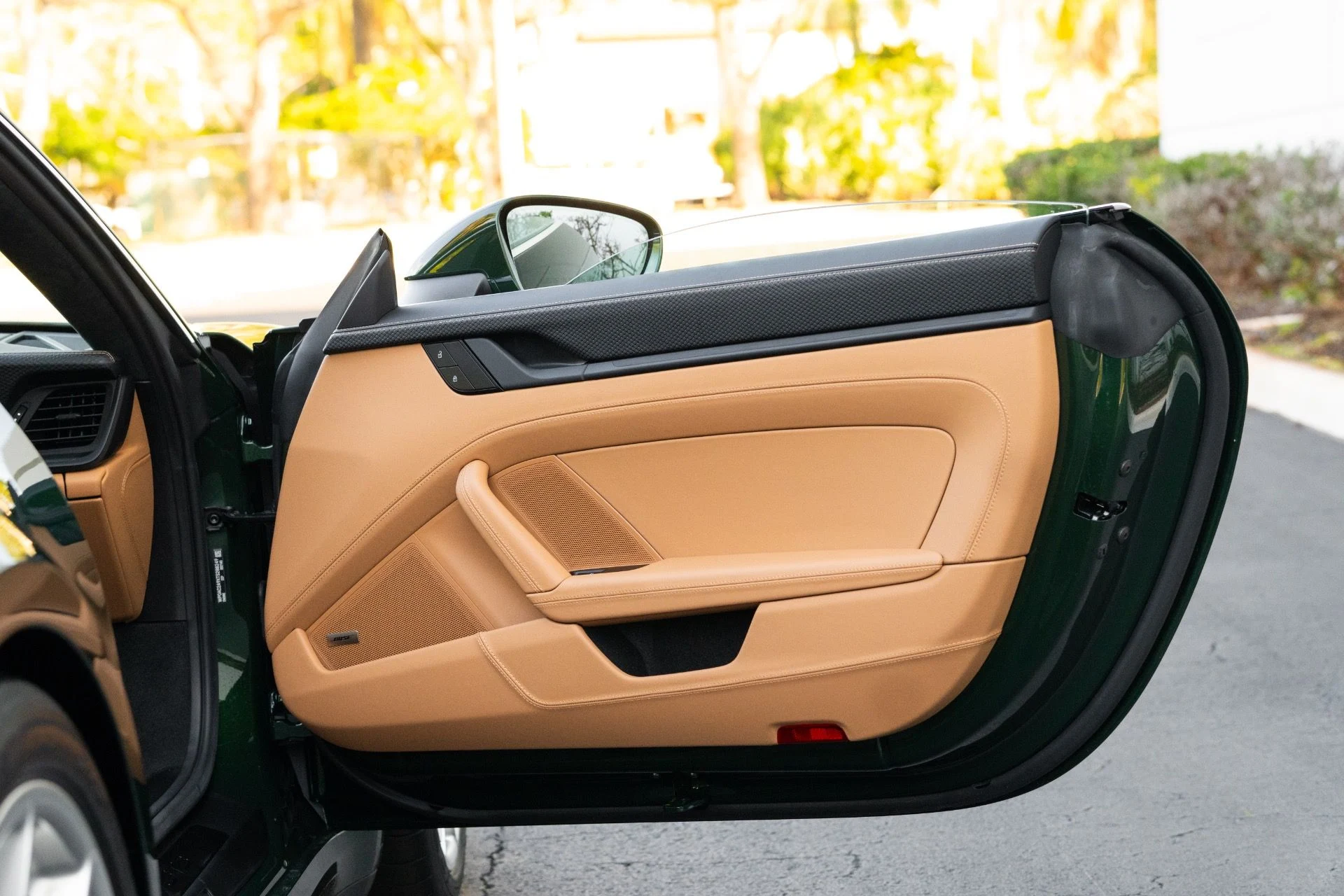 mph054_777057724_Used_2026_Porsche_911_GT_3_Touring_1770143984_9d49b2db09