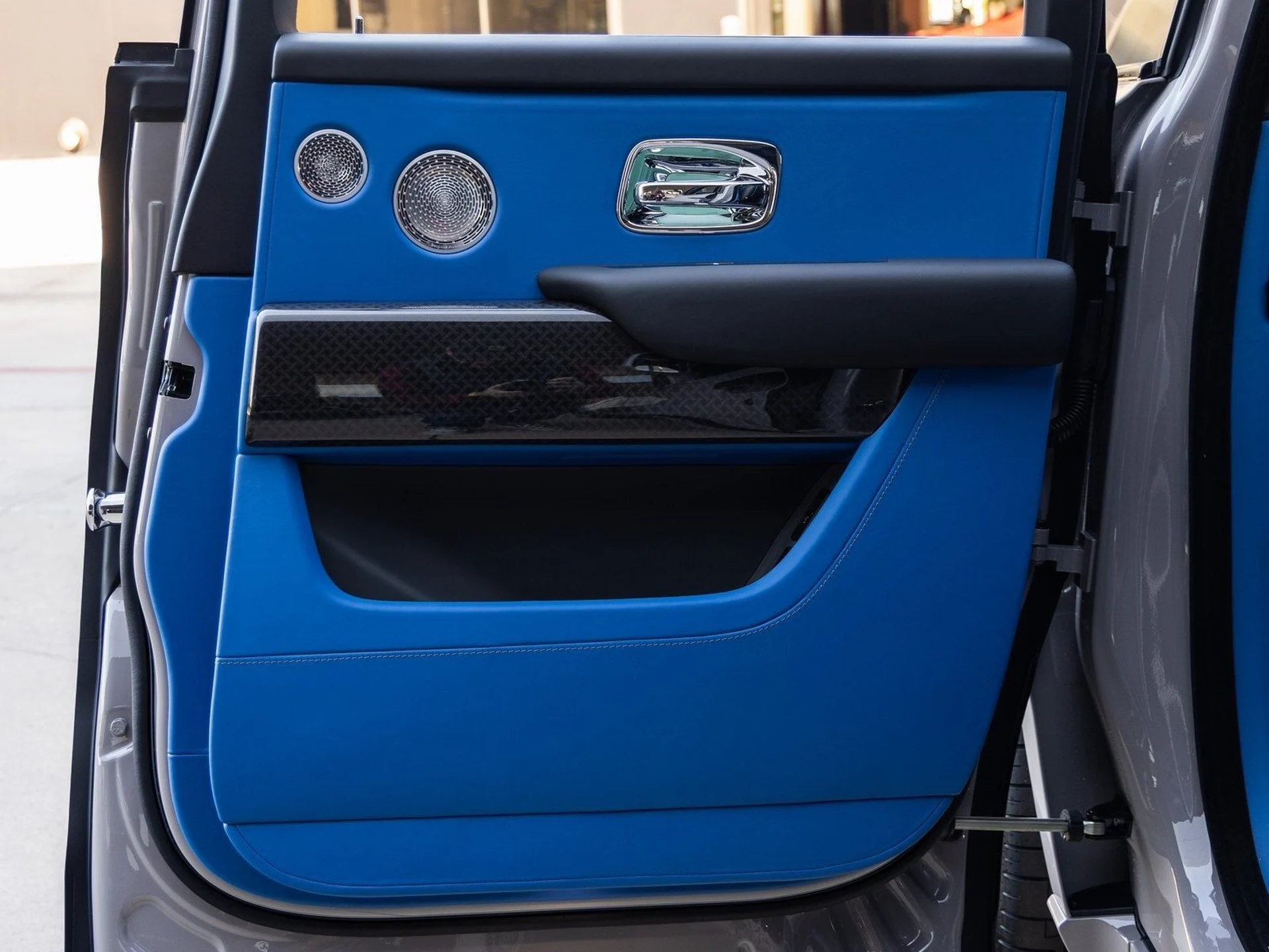 mph054_781044077_55_8f7176897a