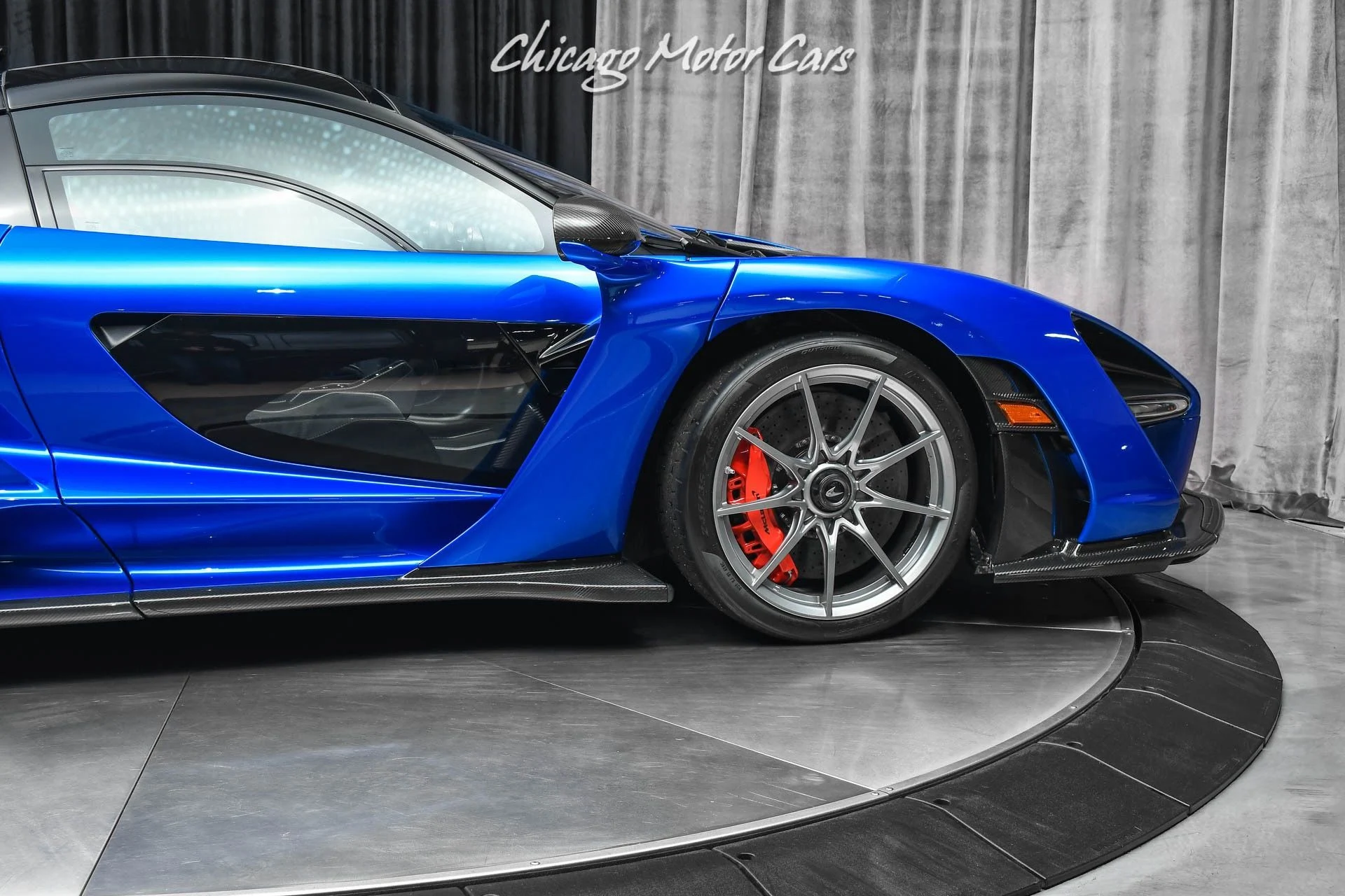 mph054_794580775_9073_p55_l_1fdc5a2184