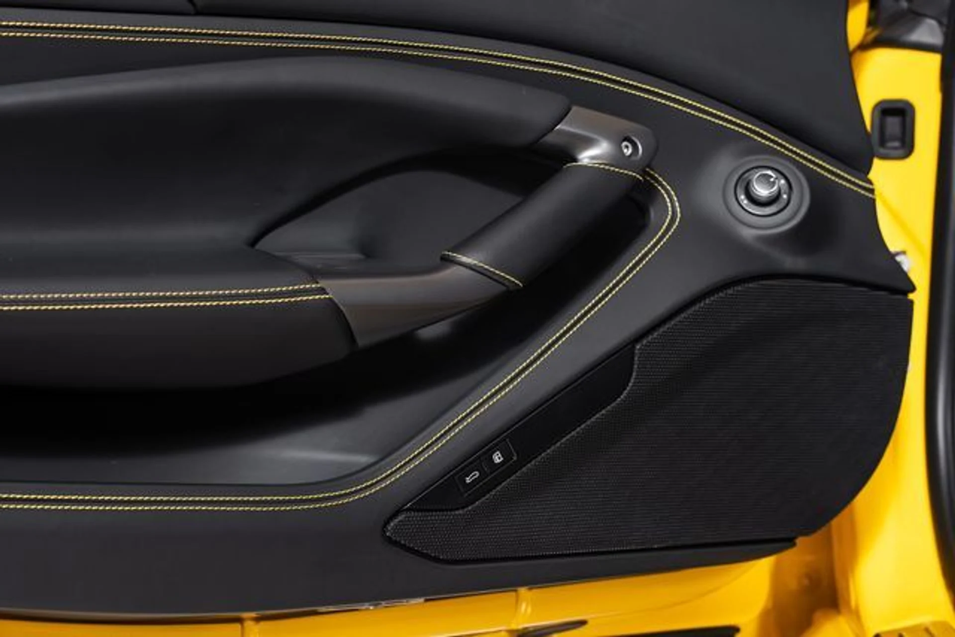 mph054_832369732_1fa8f47bd92f93e81c7f1e6d81589519x_49881a1e2a