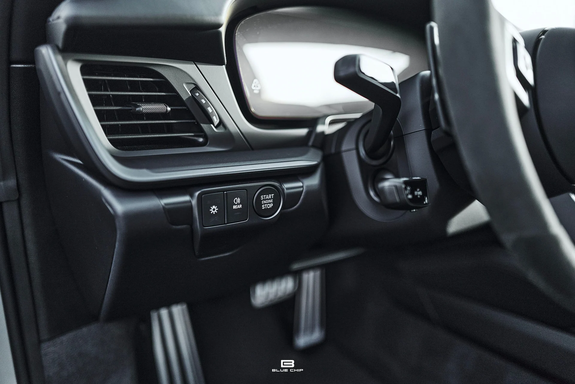 mph054_853434619_69b180c6a0216e141f95b01c_L1190235_e145d2ff68