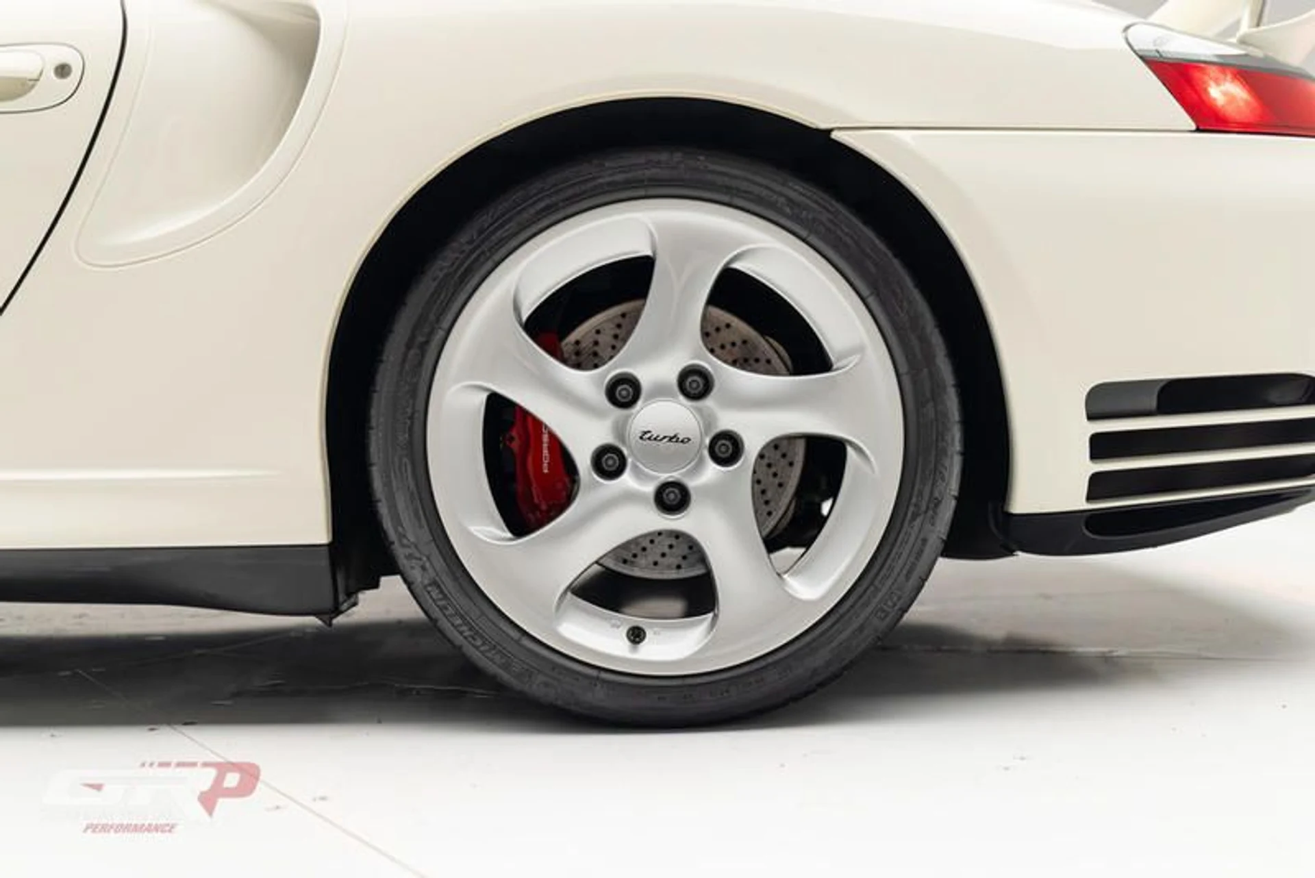 mph054_865522239_8_CD_58_DE_9_7_B86_4_EB_7_8_CE_5_37_CDAF_8_F371_A_4cf89b5693