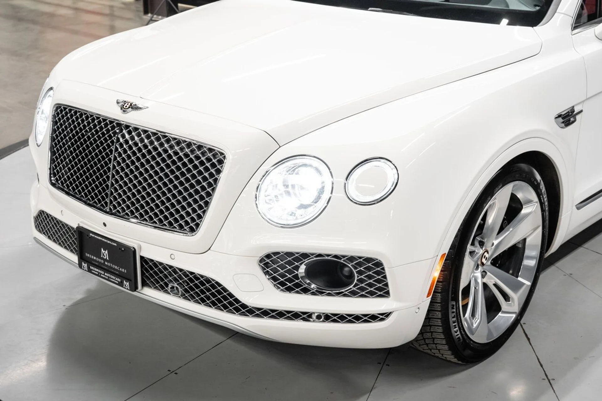 mph054_869995289_bentley_bentayga_2019_301d0fd238