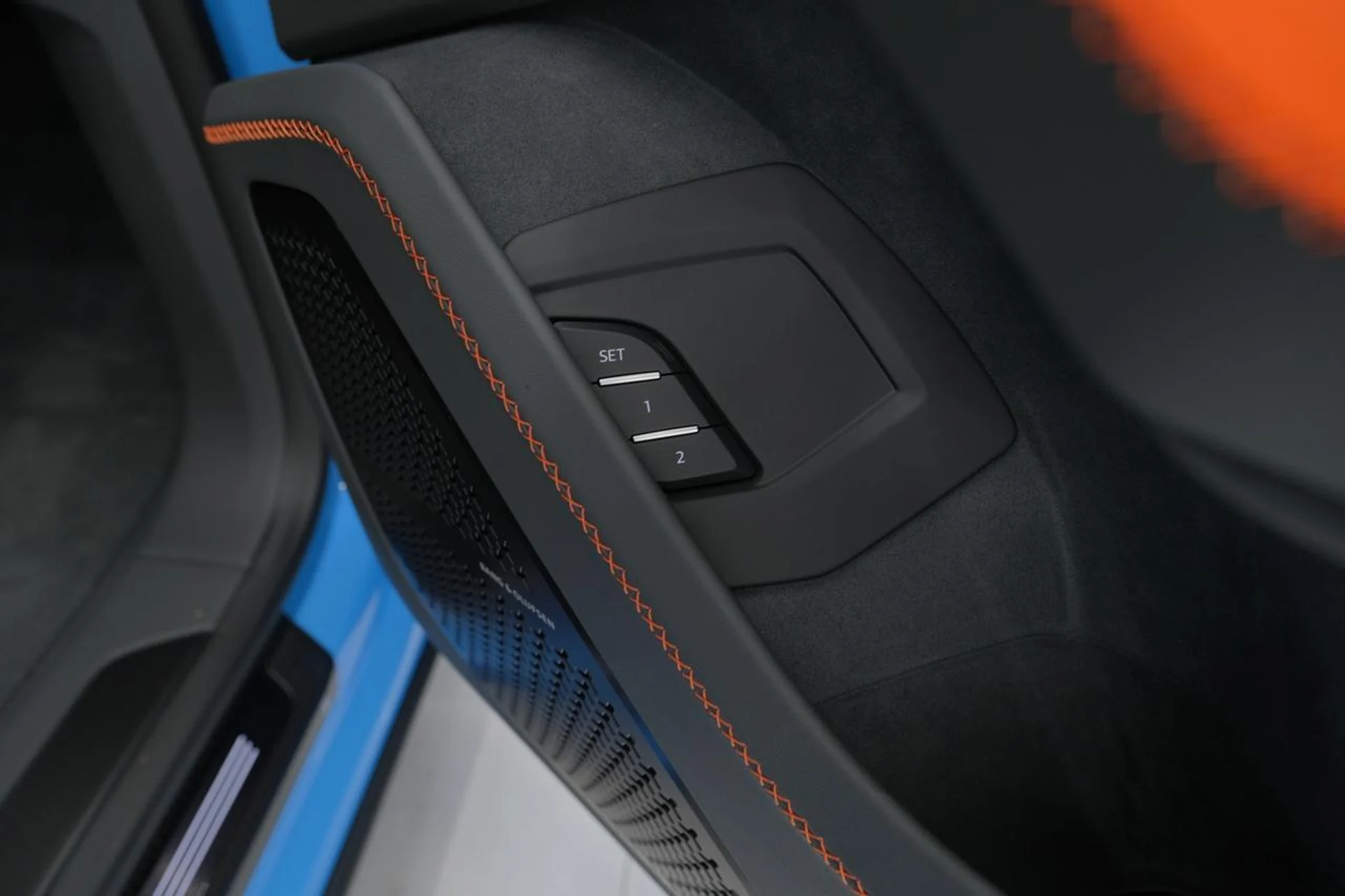 mph054_872201662_11b6581970e01454cbb81b30b054b3a1_68cc857a31