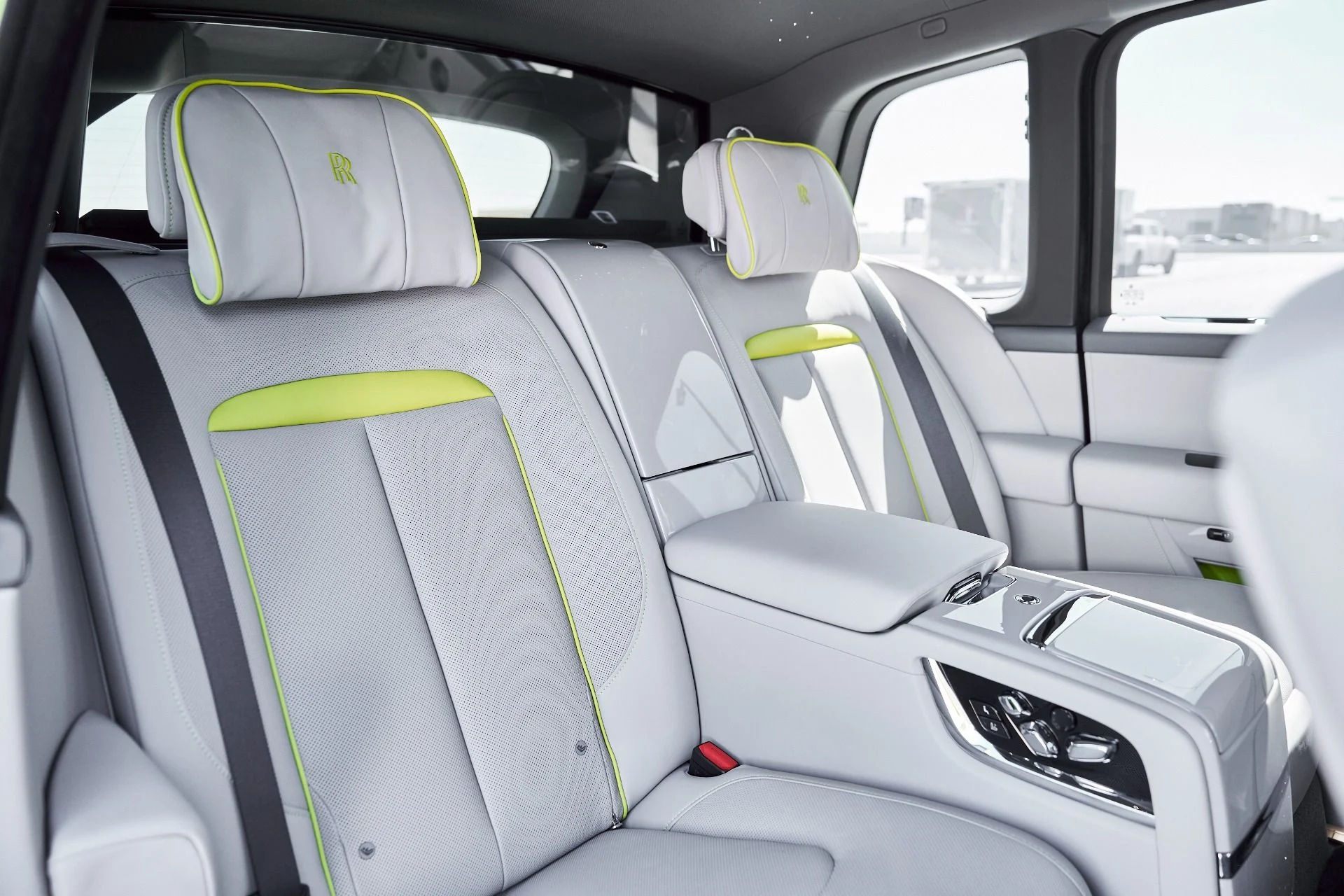 mph054_874242574_Used_2024_Rolls_Royce_Cullinan_Base_1773162641_17dfc2dc5a