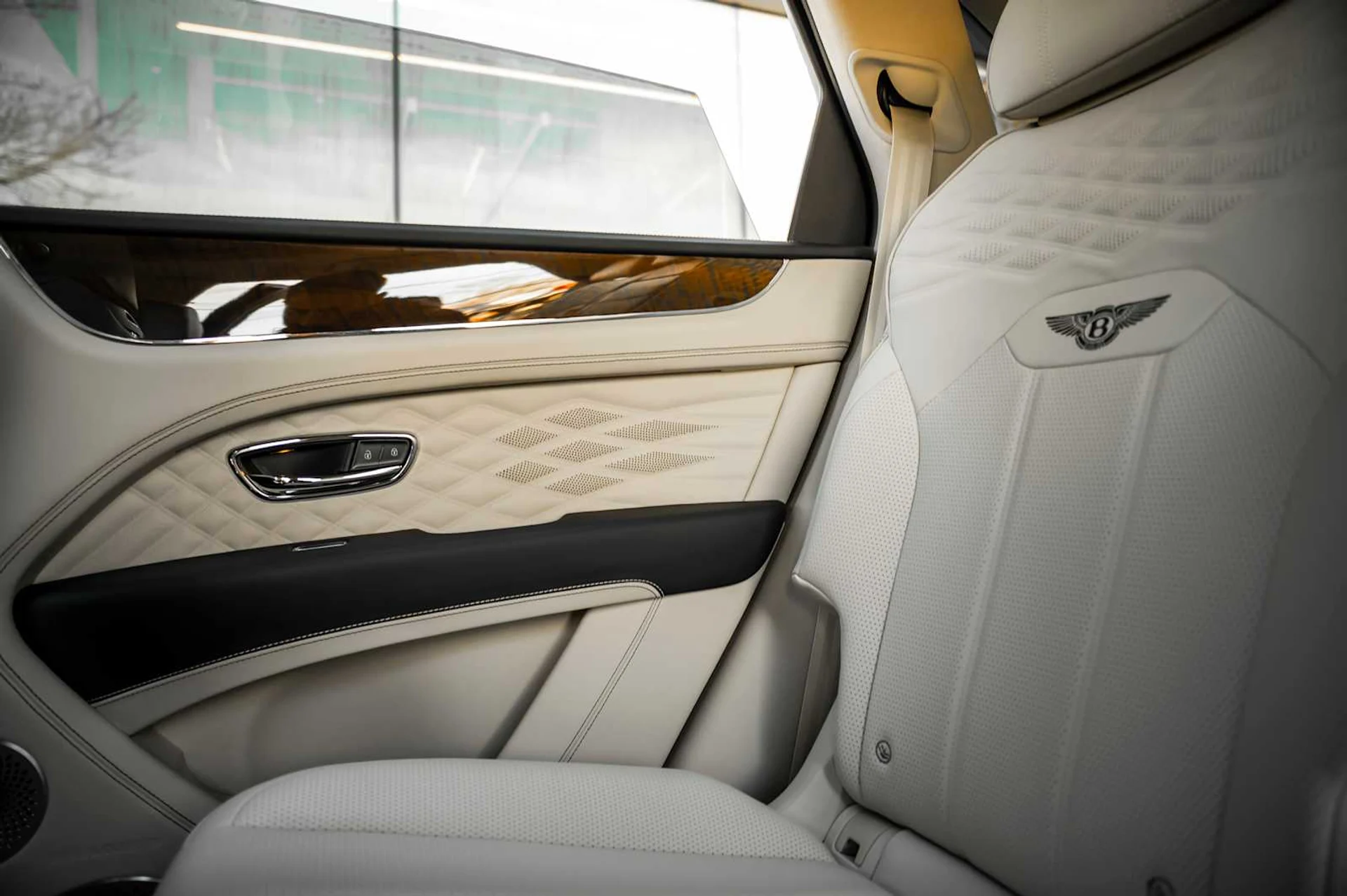 mph054_875031501_c12dc86a2feafd7b23721ca33dc79bf6x_c30d659424