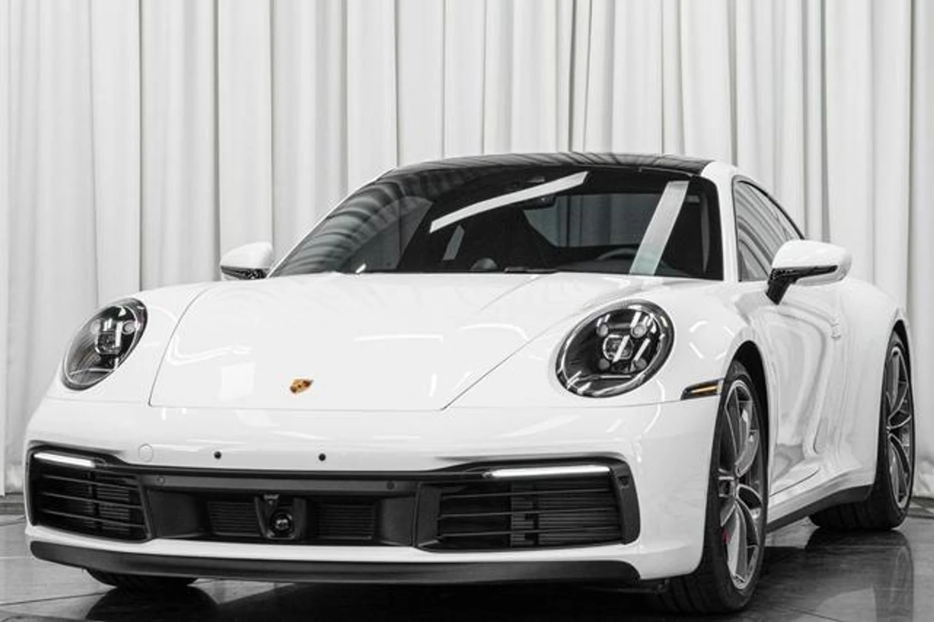 mph054_882909876_r_N_Eba_Cg_E_Ar_L9_j_W4_Er_Nxedcc_VAI_8d2d7371ee