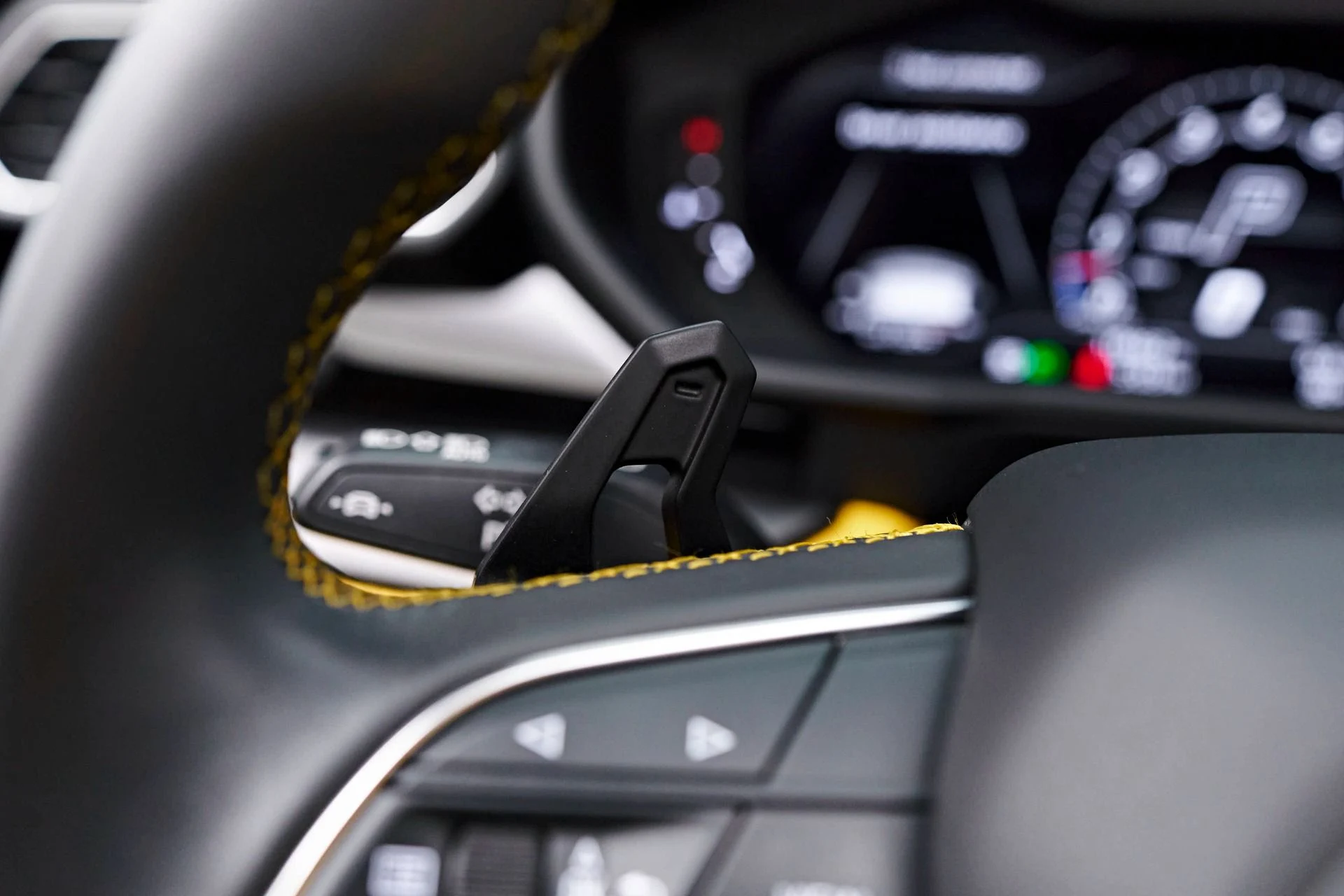 mph054_900470545_Used_2022_Lamborghini_Urus_1714440387_956f613a76