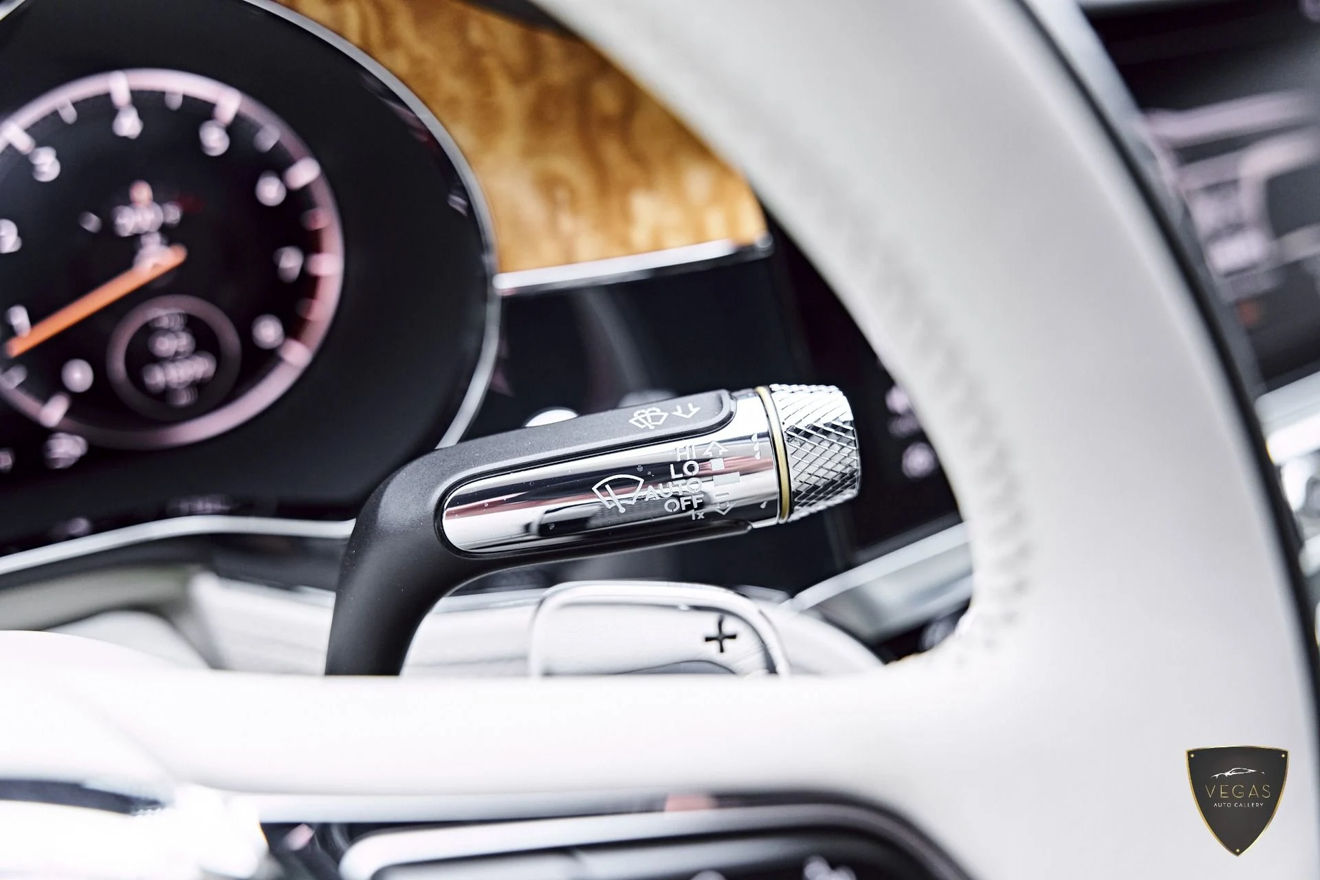 mph054_901450227_Used_2023_Bentley_Continental_GT_V8_1782759598_48b1153238