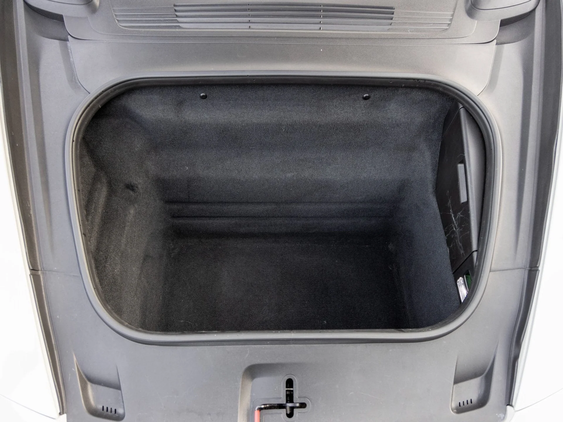 mph054_925407759_55_c5ded74853