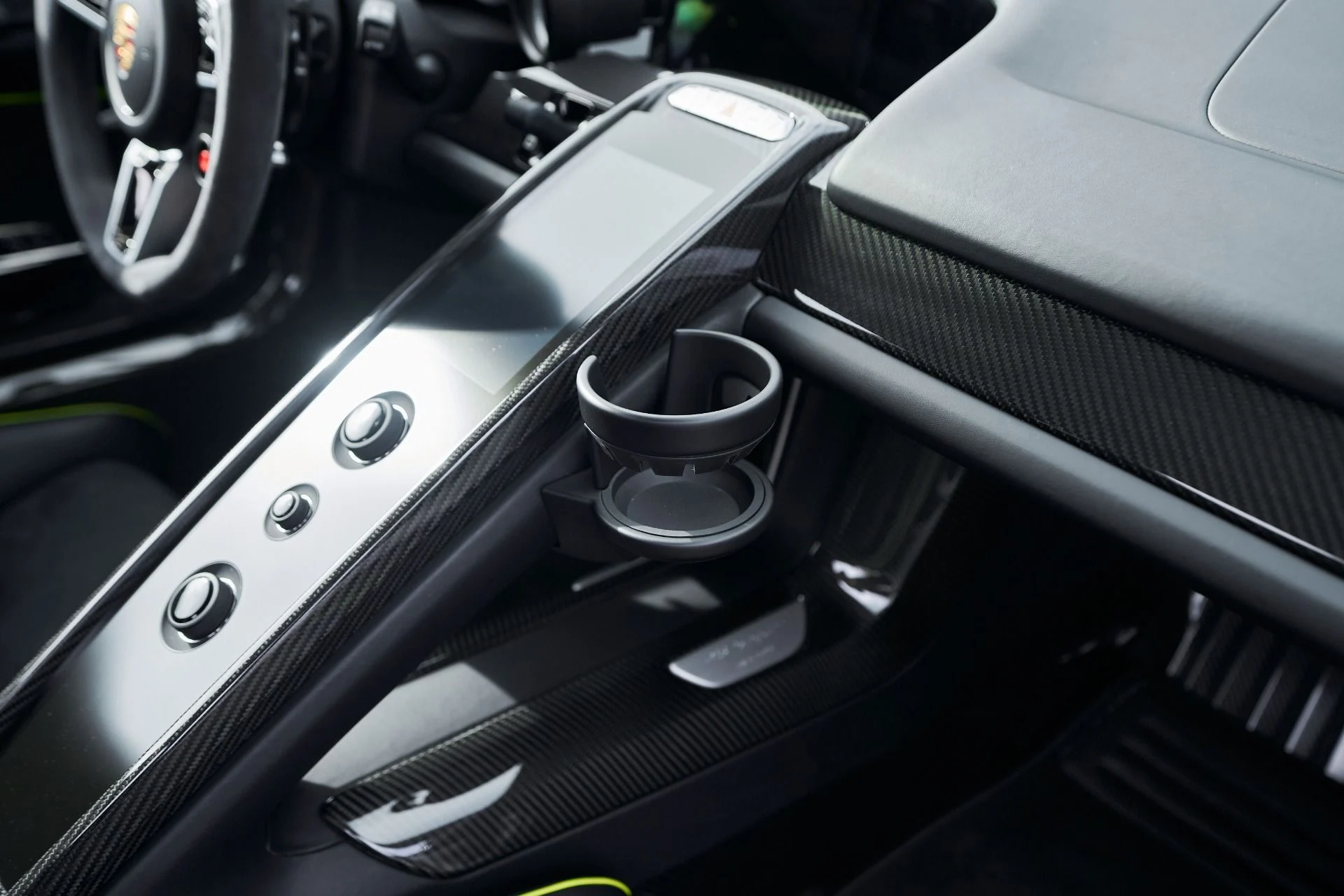 mph054_932896991_Used_2015_Porsche_918_Spyder_w_Weissach_Package_1764874366_840480de9e