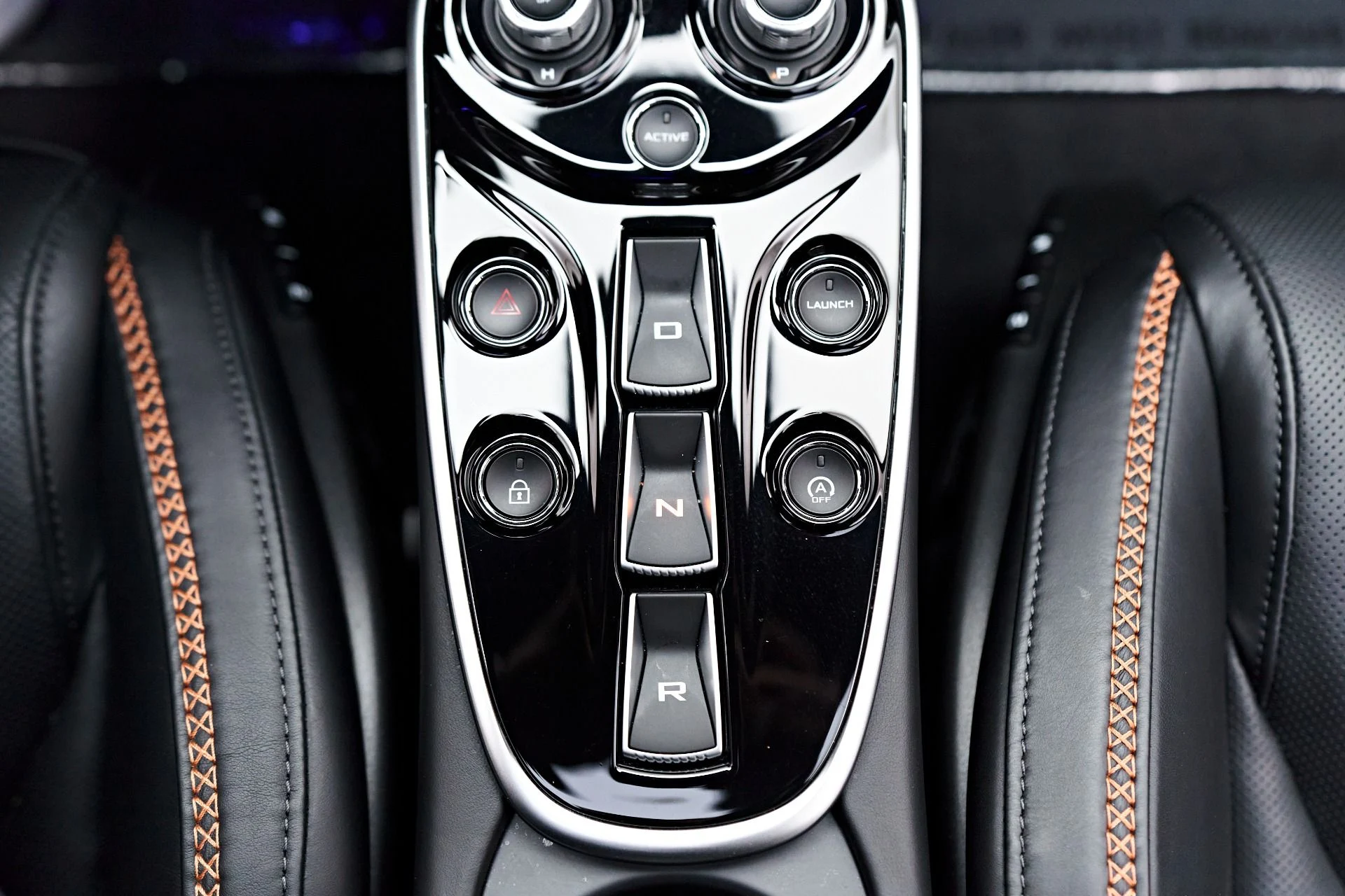 mph054_94457293_Used_2023_Mc_Laren_GT_Base_1712094494_672da99bd0