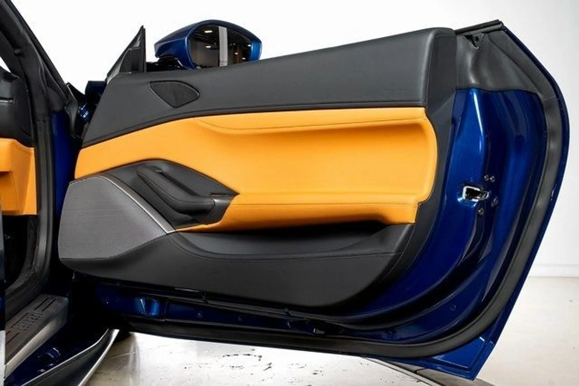 mph055_1039914024_450e8595006c36d6856bbdcad175dfb7x_98fff2f216