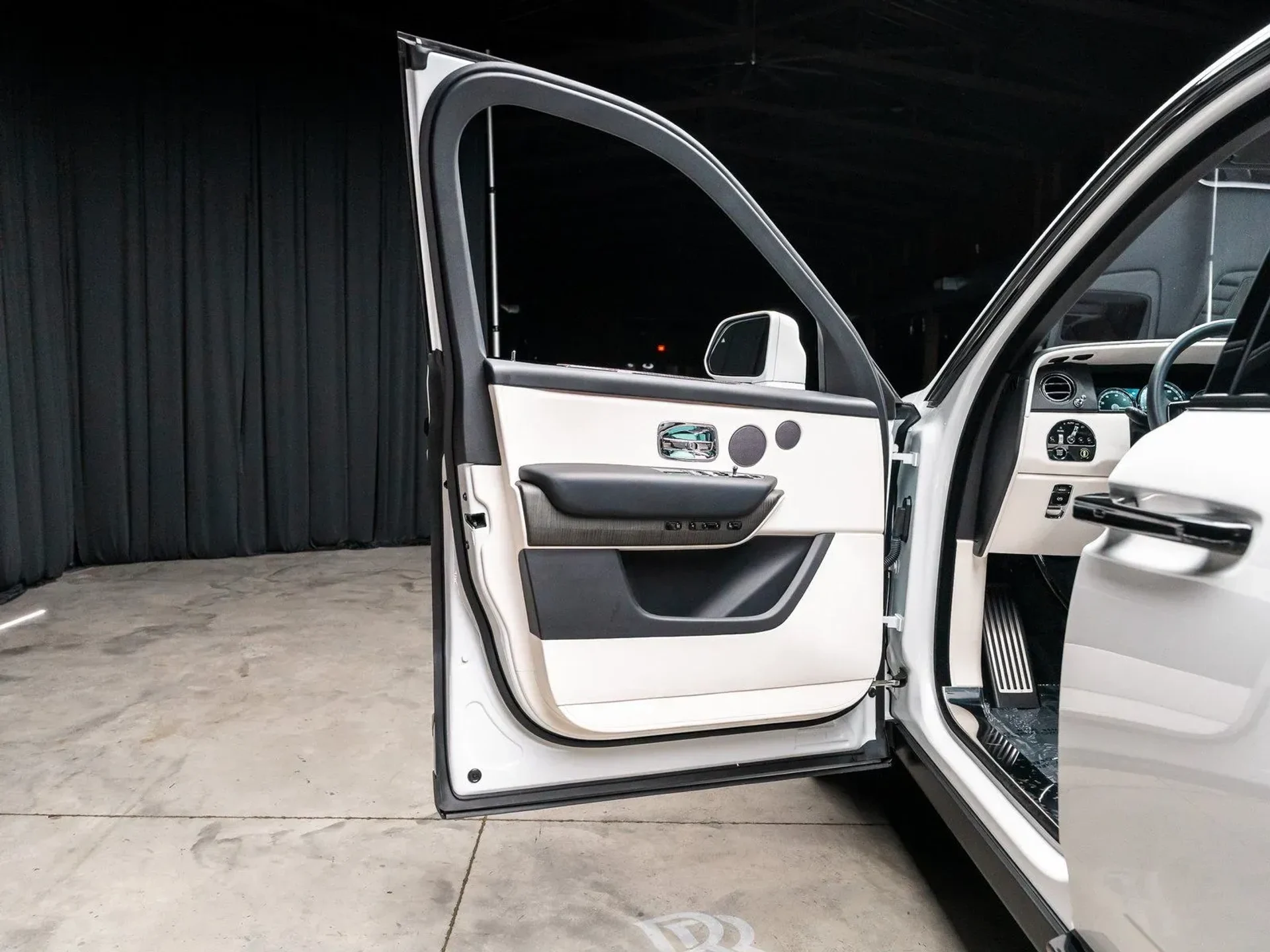 mph055_1075721914_22aff3c6_8315_4685_befd_9152fd66e2f1_a3bdac0189