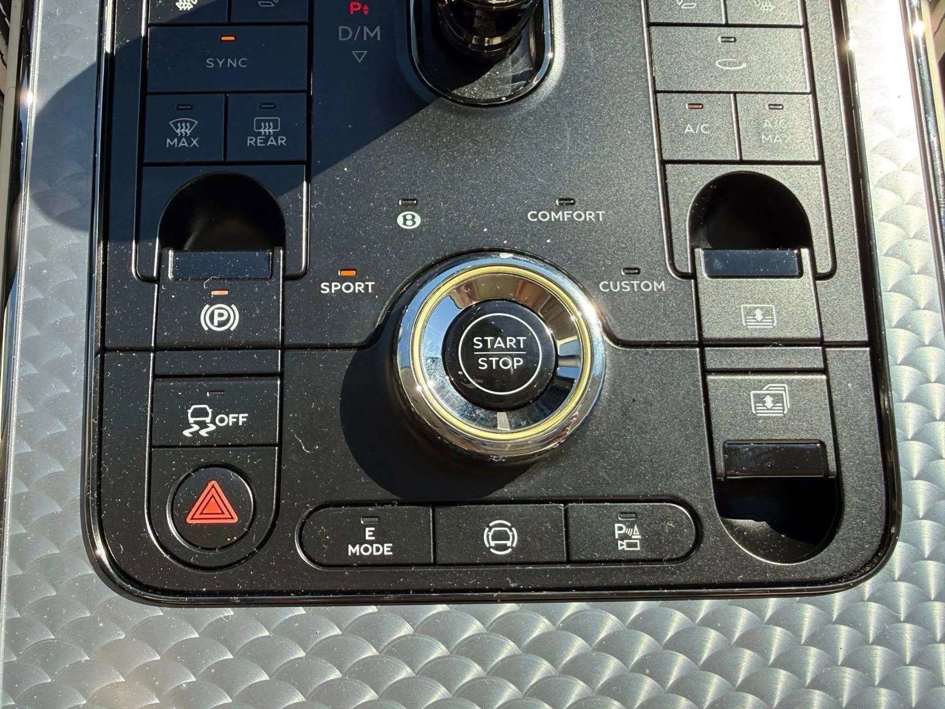 mph055_1096736759_f48ec81636a640b6ab0a5a86328b5a0c_8368690f99