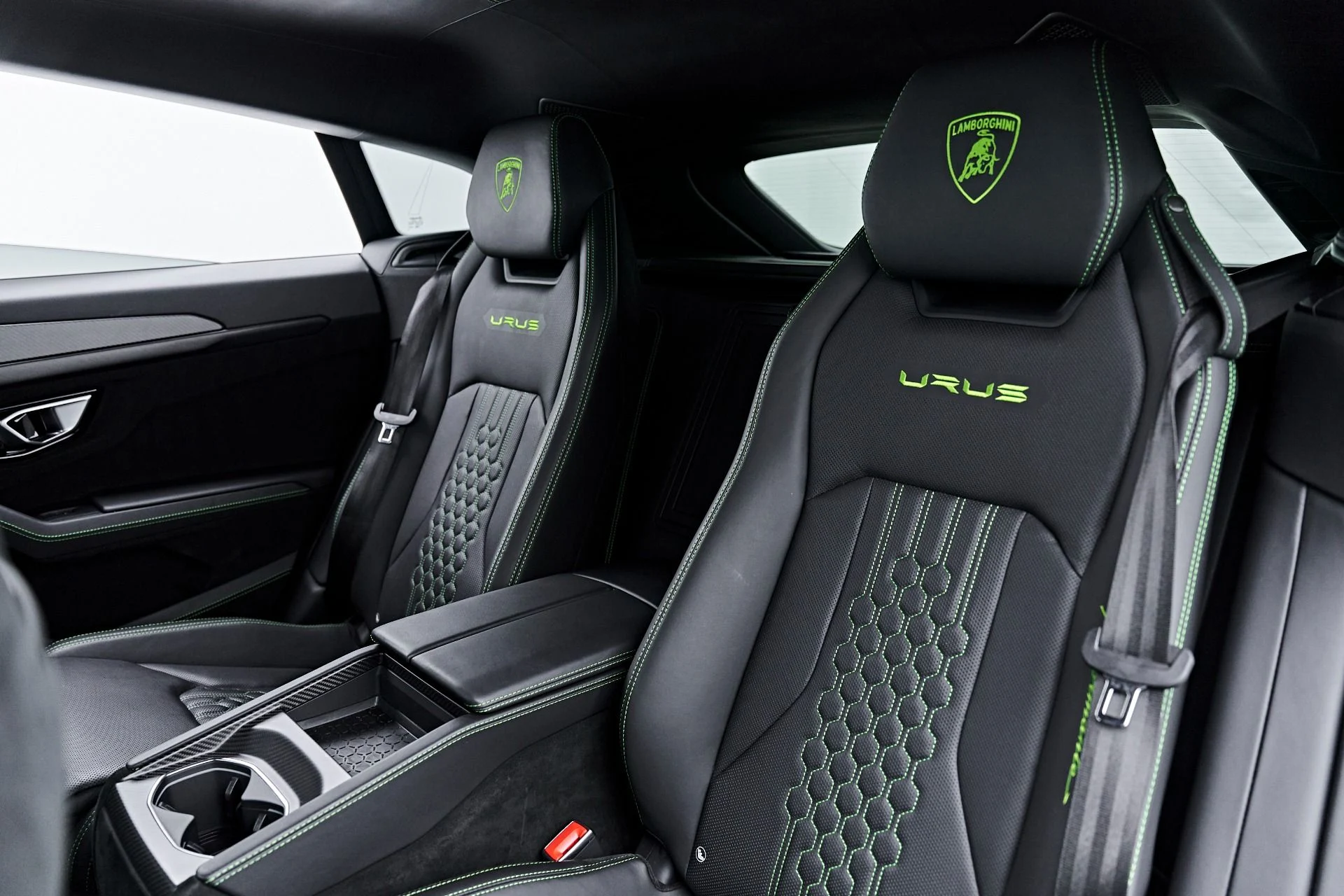 mph055_1135152968_Used_2023_Lamborghini_Urus_Performante_1790376345_1094b93dcb