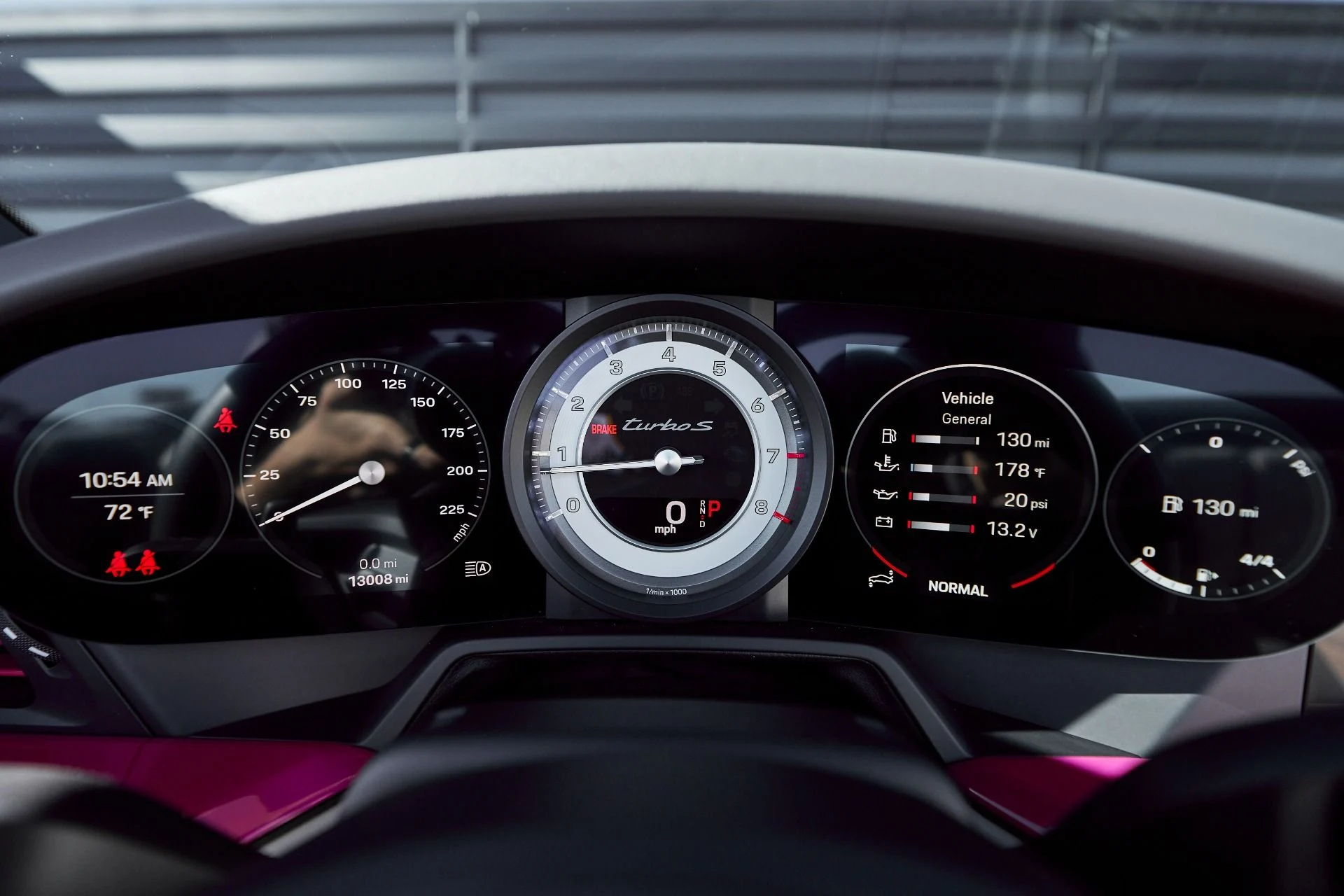 mph055_1161116612_Used_2023_Porsche_911_Turbo_1762568192_5832250d25