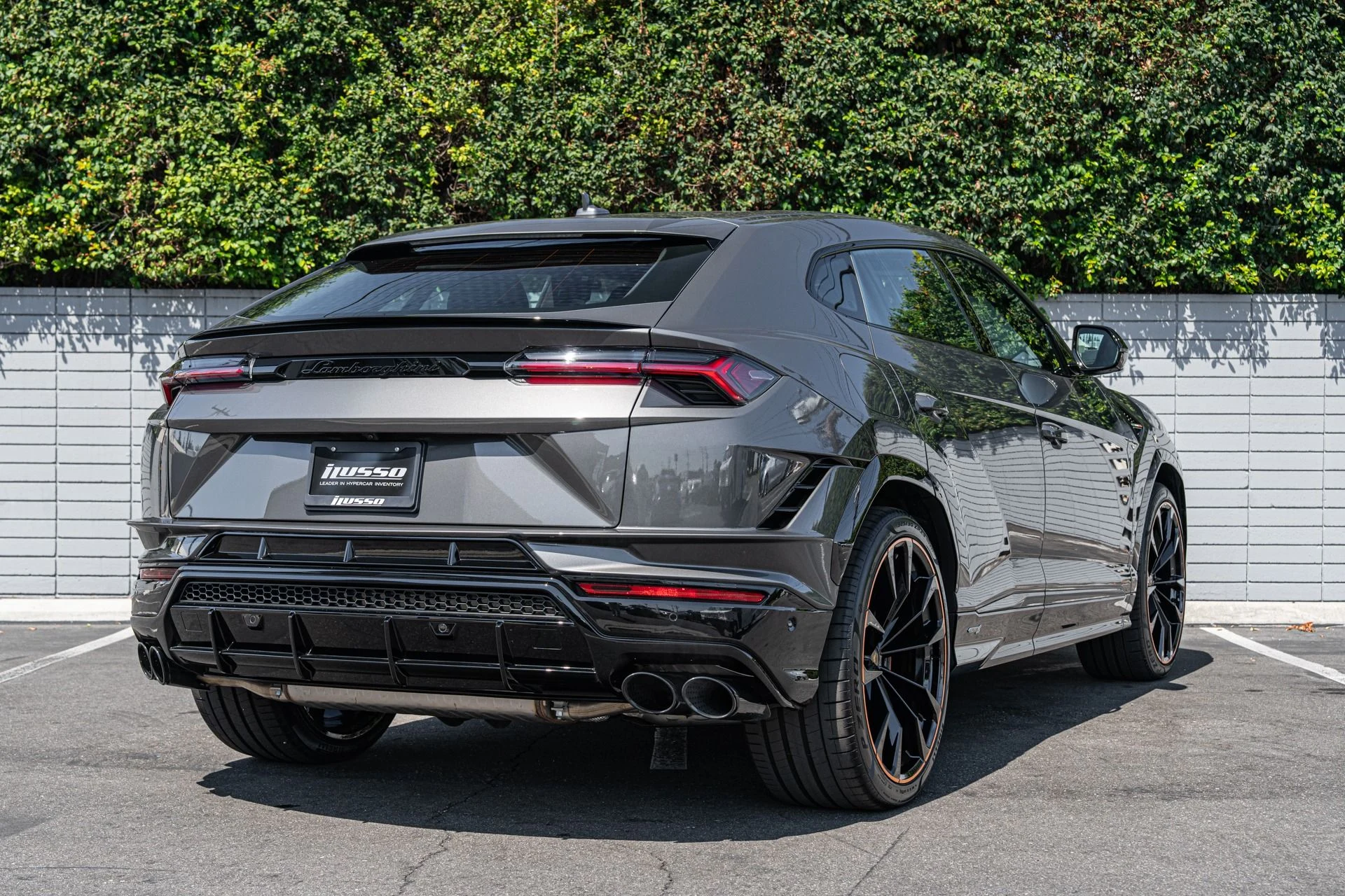 mph055_1209257068_Used_2024_Lamborghini_Urus_S_1755026203_deae8760cb