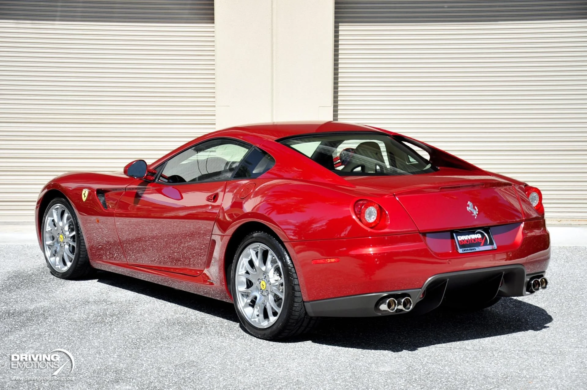 mph055_1210478914_867_p56_l_8955386fd1