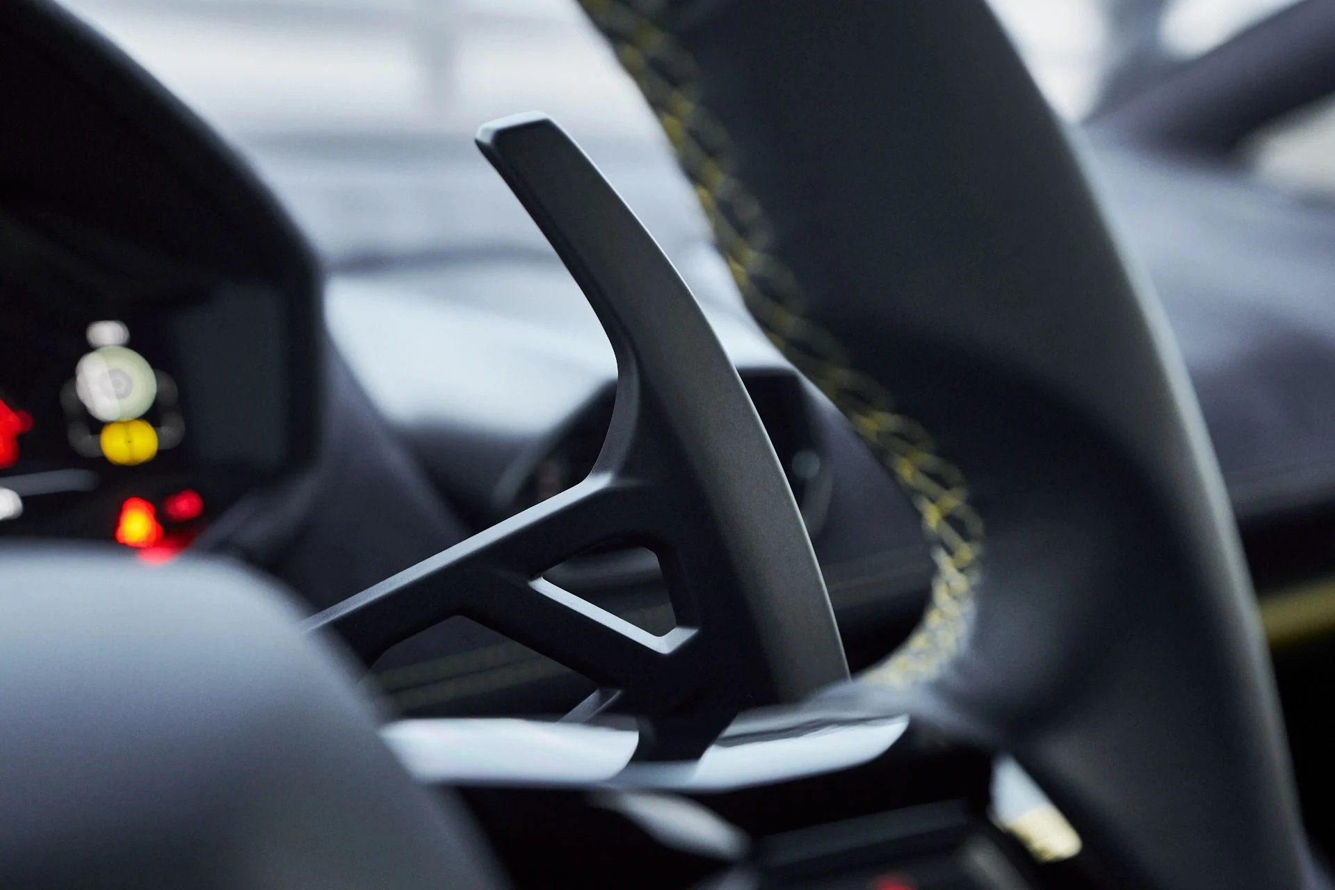 mph055_1215159138_Used_2023_Lamborghini_Huracan_Tecnica_Base_1765333568_247714b591