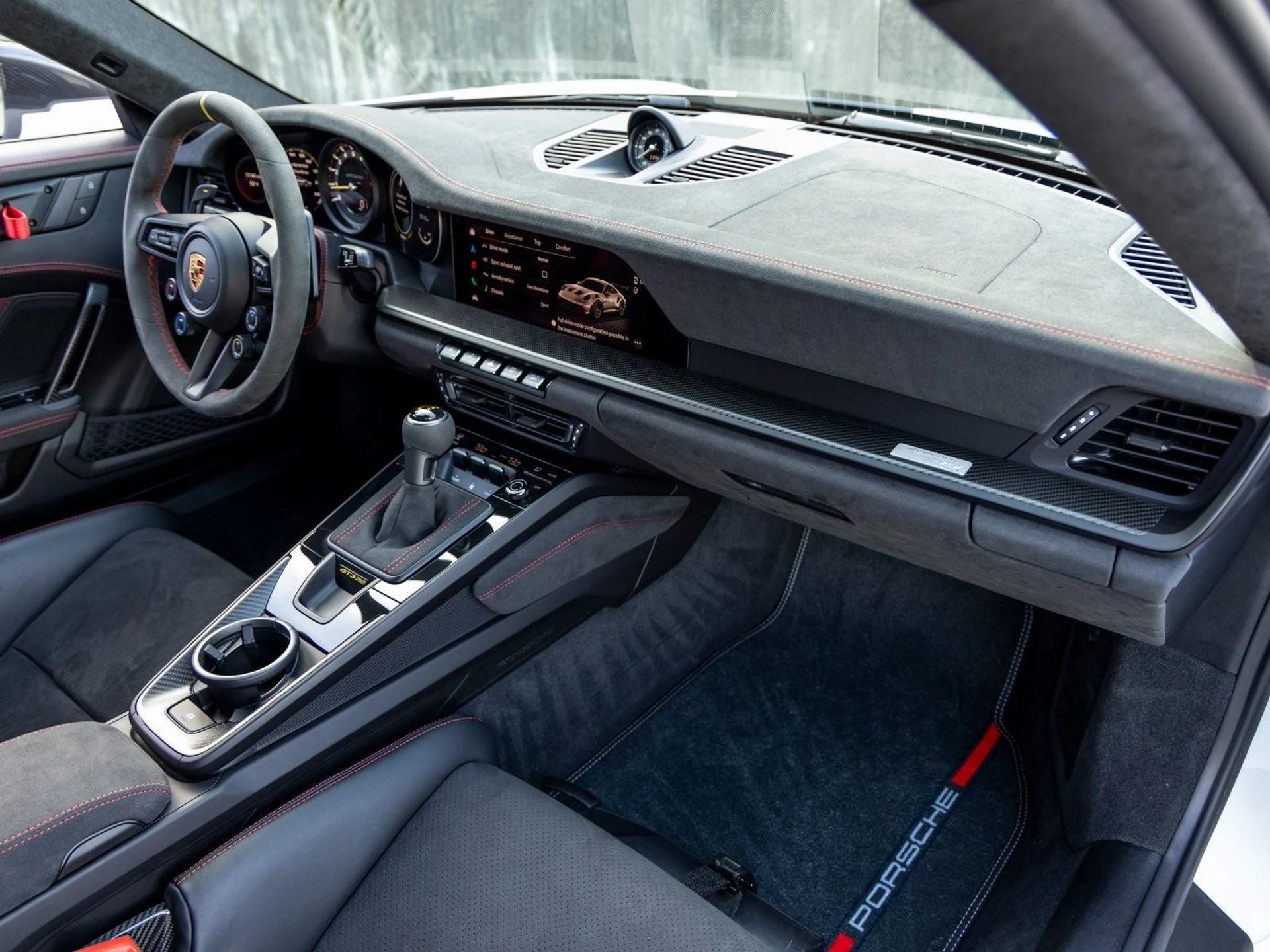 mph055_1254899811_56_330824c2bf