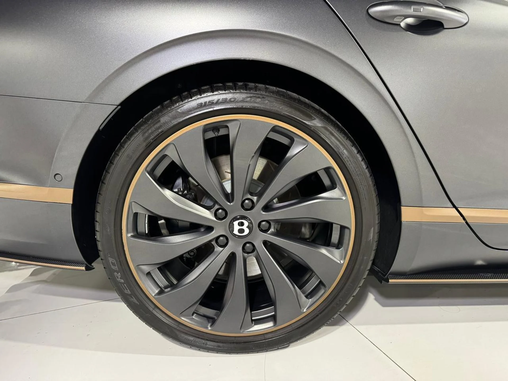 mph055_1269488988_421b64636af2442dff90026c54a8fc90_081b22327f