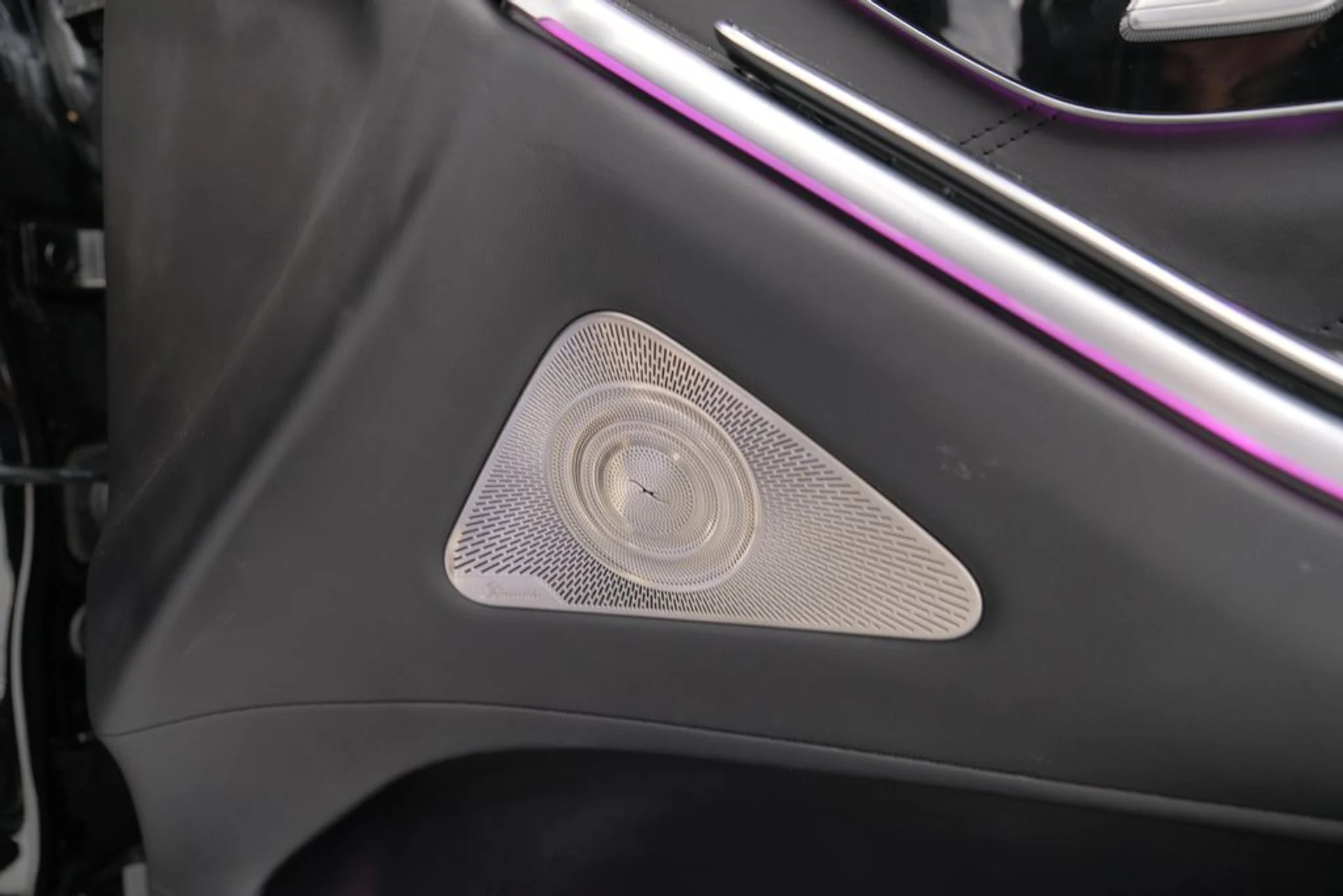 mph055_1274684760_83080681dcd2e4613abeef55fa68268d_1c17aaad24