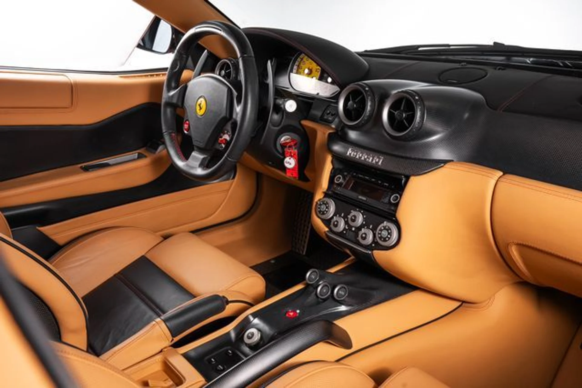 mph055_1292105006_4e05f1b1f9fcade9b2713822163b4e03x_dcd58c54ec