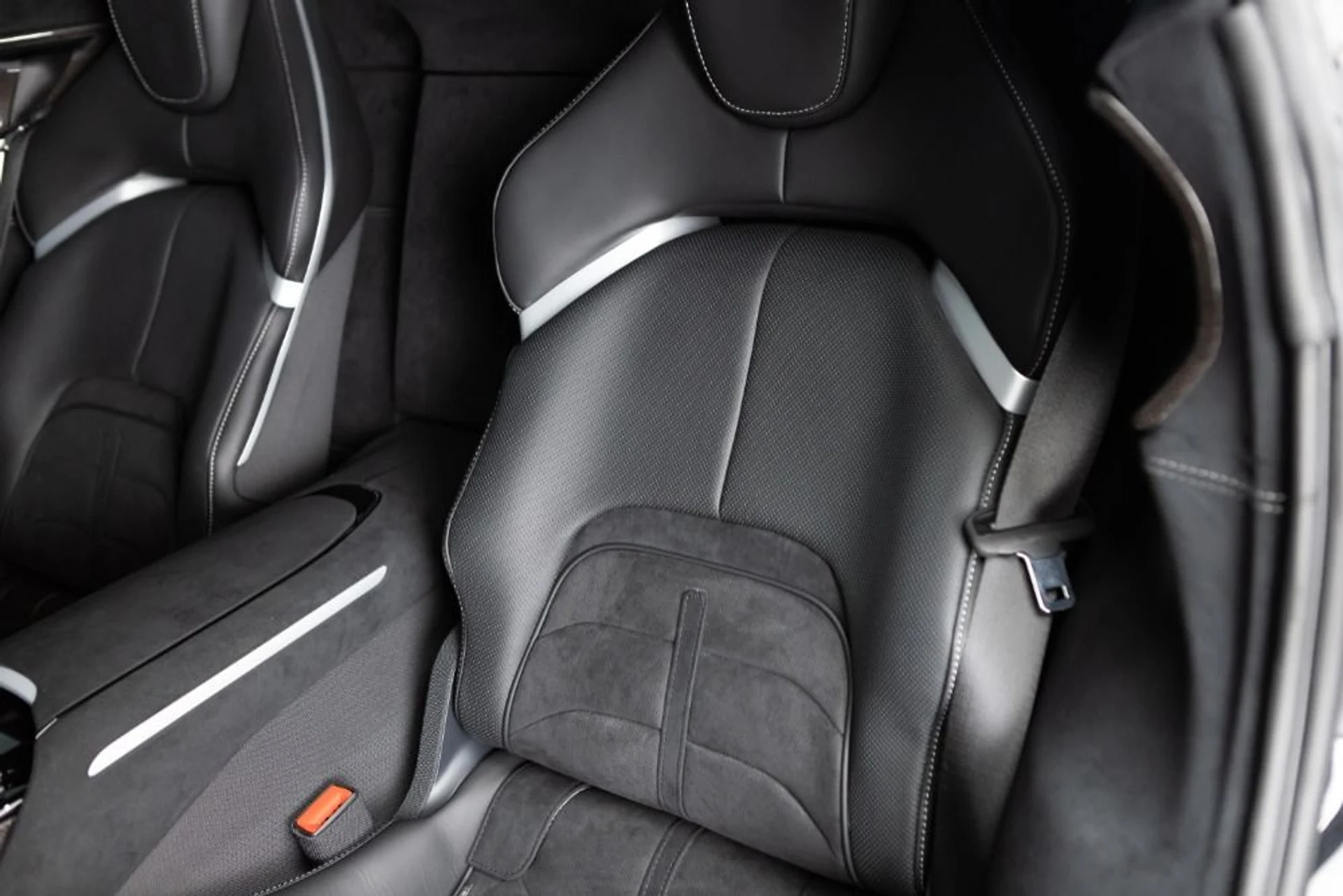 mph055_1294456521_Used_2025_Ferrari_Purosangue_08ab95e834