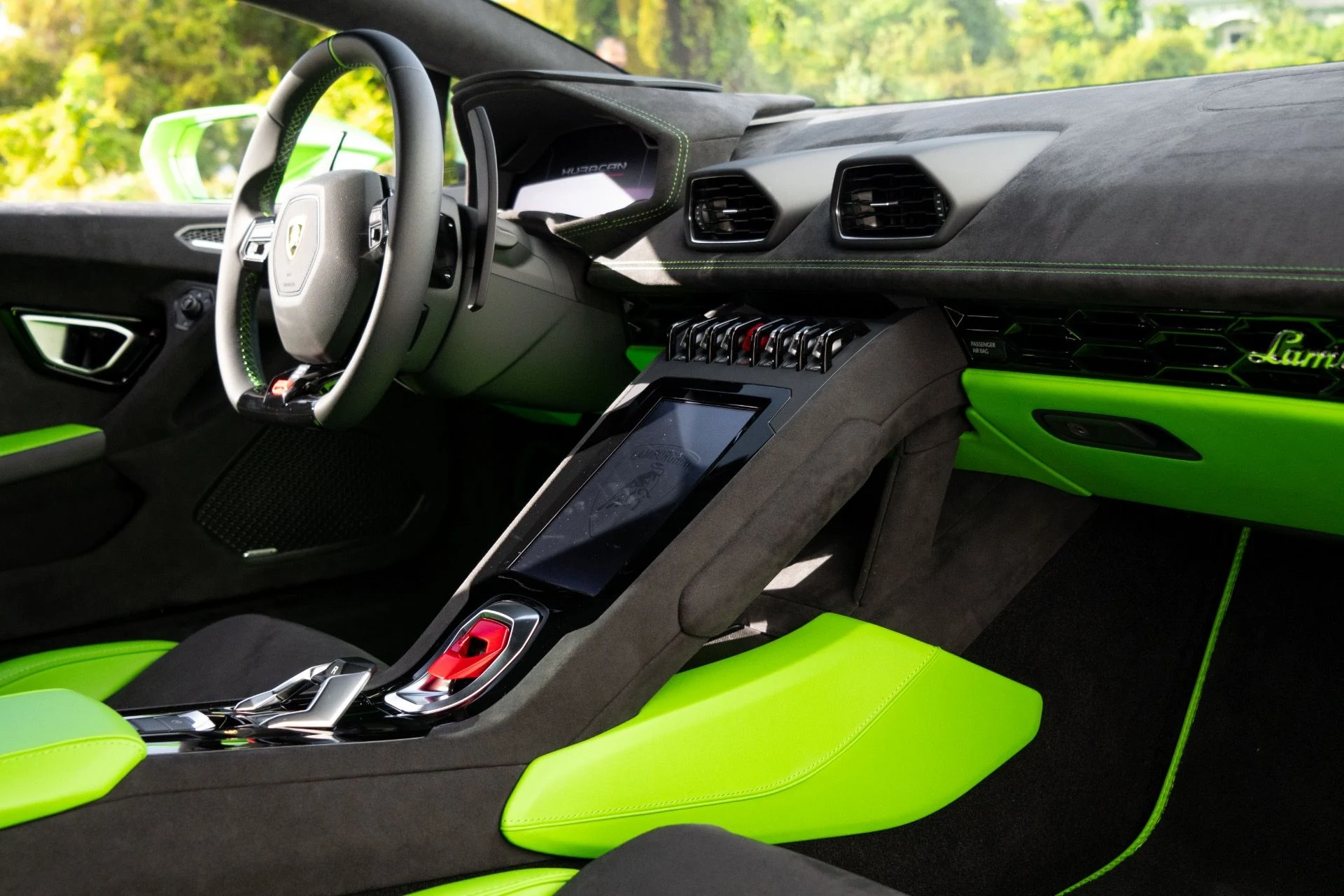 mph055_1307469527_Used_2023_Lamborghini_Huracan_Tecnica_1761058582_7abaed6065