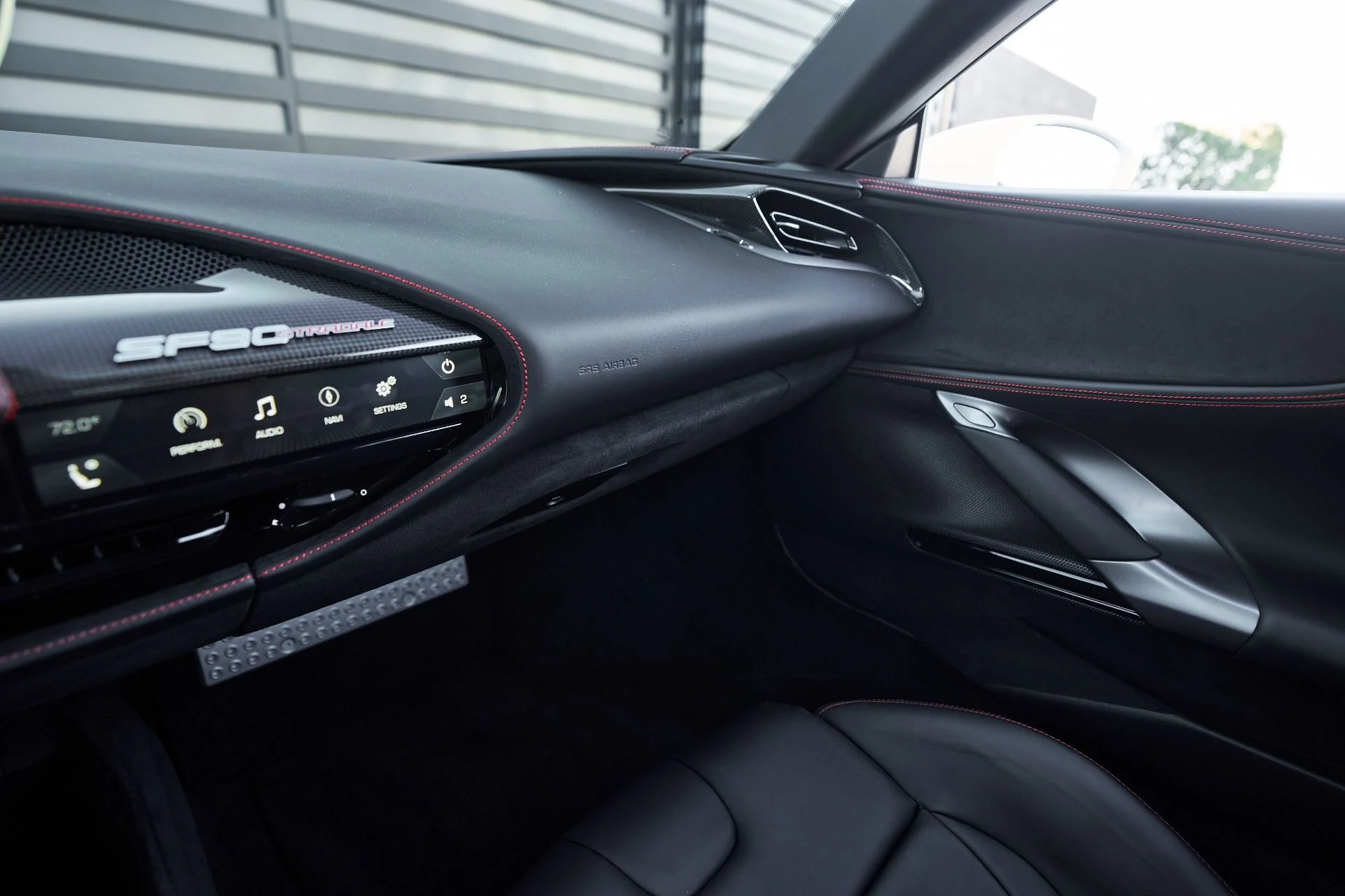 mph055_1346211236_Used_2023_Ferrari_SF_90_Stradale_Base_1762651010_cd06ff4525