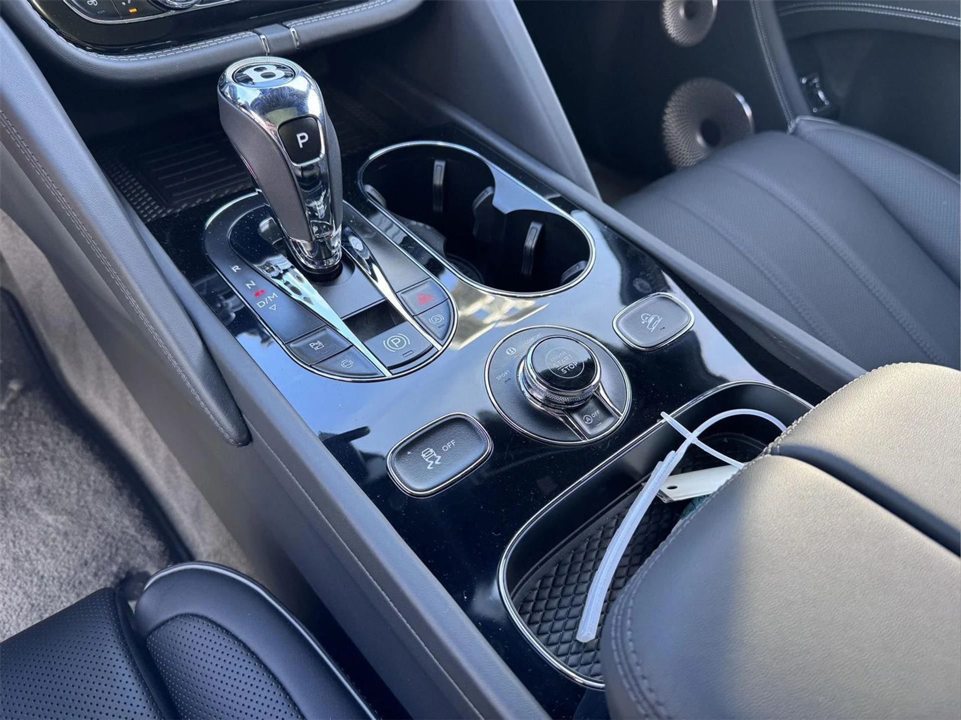 mph055_1356025139_952e766f42e51f38d16241002f6dc95a_81d4989703