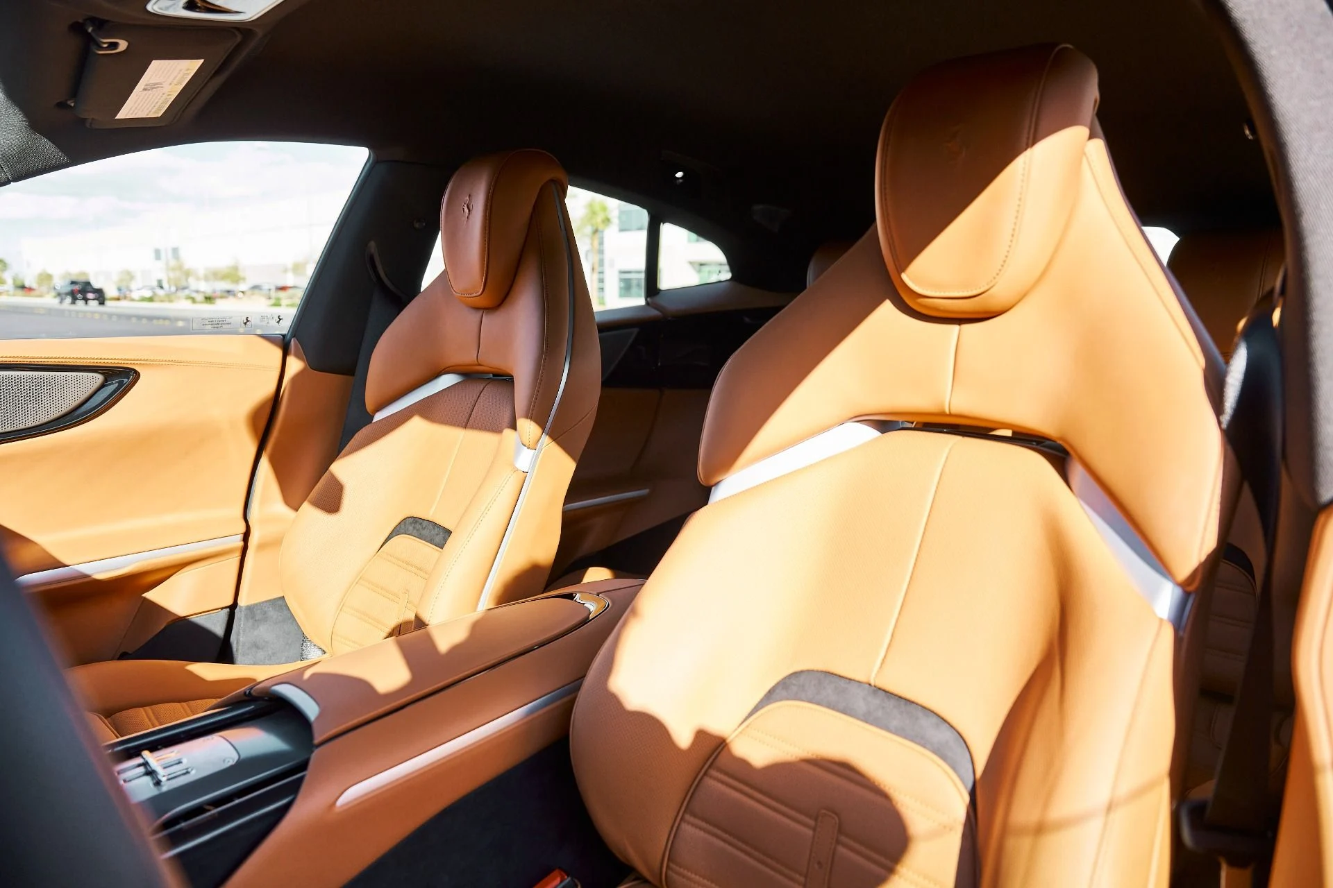 mph055_1377256322_Used_2026_Ferrari_Purosangue_1771462147_8d866fa8e4