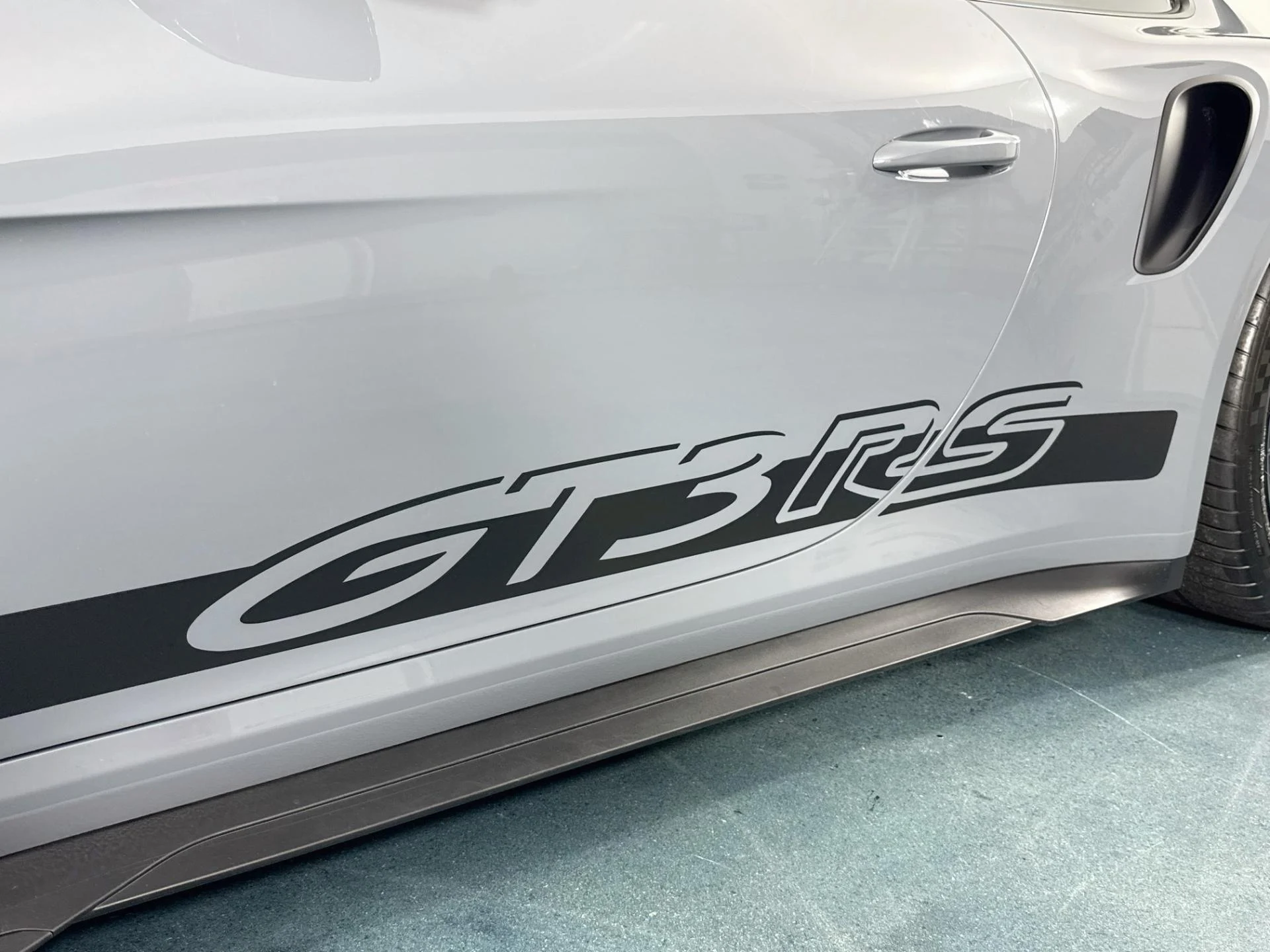 mph055_1384629157_Used_2024_Porsche_911_GT_3_RS_1788561398_3eafb765ad